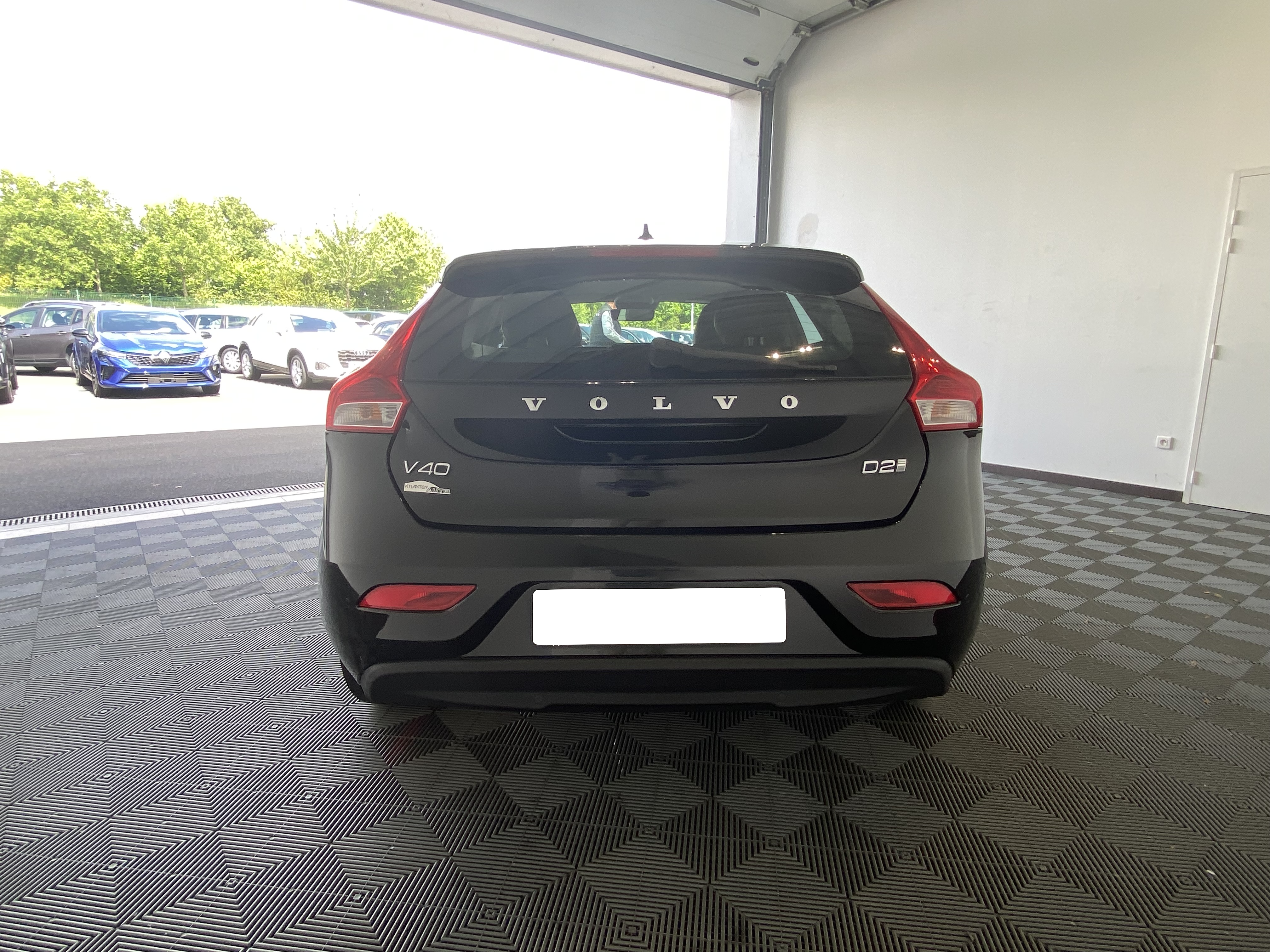 VOLVO V40 D2 120 Inscription Luxe - Véhicule Occasion - Océane Auto VOLVO V40 D2 120 Inscription Luxe - Véhicule Occasion Océane Auto