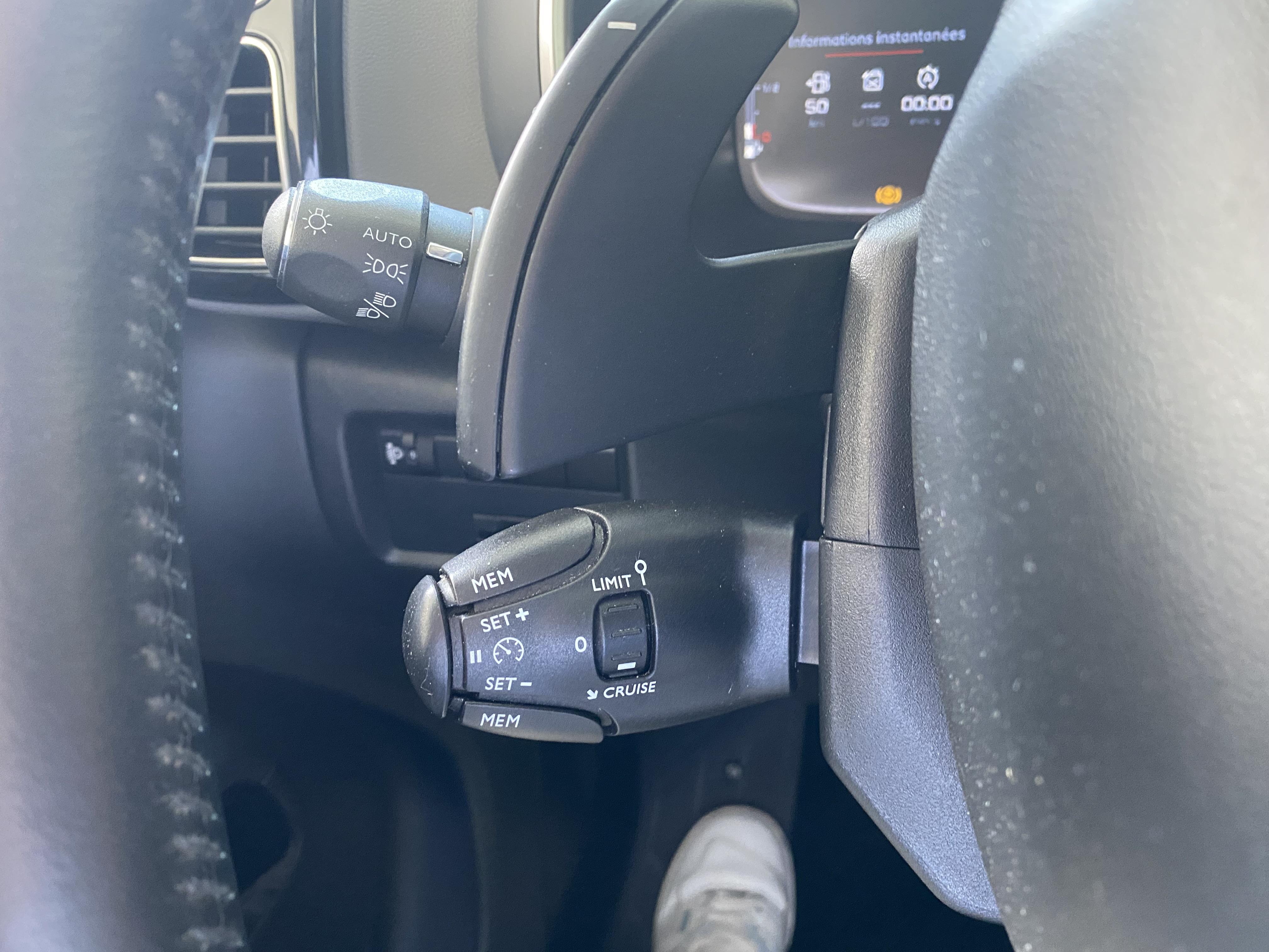 CITROEN C5 Aircross BlueHDi 130 S&S EAT8 Feel - Véhicule Occasion - Océane Auto CITROEN C5 Aircross BlueHDi 130 S&S EAT8 Feel - Véhicule Occasion Océane Auto