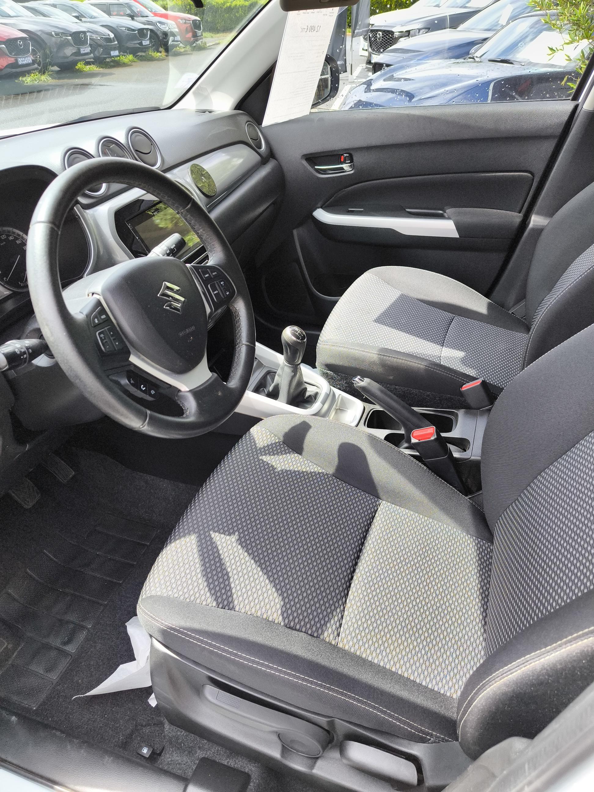 SUZUKI Vitara 1.6 VVT Privilege - Véhicule Occasion - Océane Auto SUZUKI Vitara 1.6 VVT Privilege - Véhicule Occasion Océane Auto