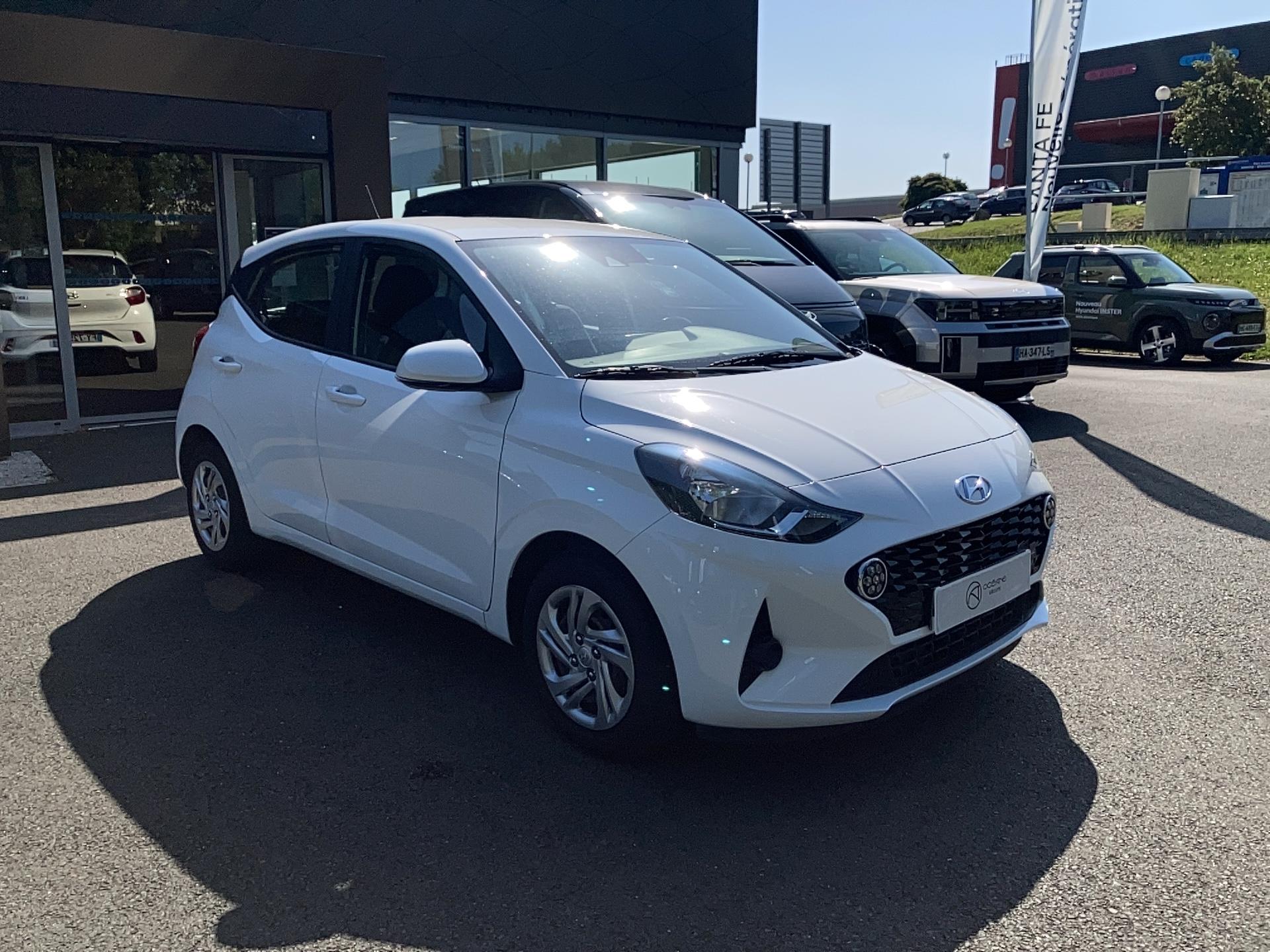 HYUNDAI i10 1.0 67 ECO Intuitive - Véhicule Occasion - Océane Auto HYUNDAI i10 1.0 67 ECO Intuitive - Véhicule Occasion Océane Auto