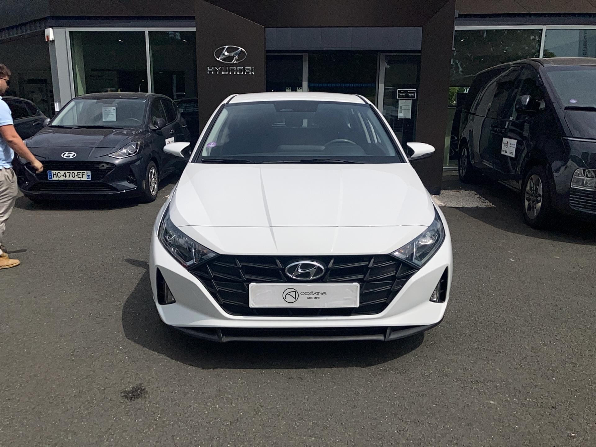 HYUNDAI i20 1.2 84 Initia - Véhicule Occasion - Océane Auto HYUNDAI i20 1.2 84 Initia - Véhicule Occasion Océane Auto