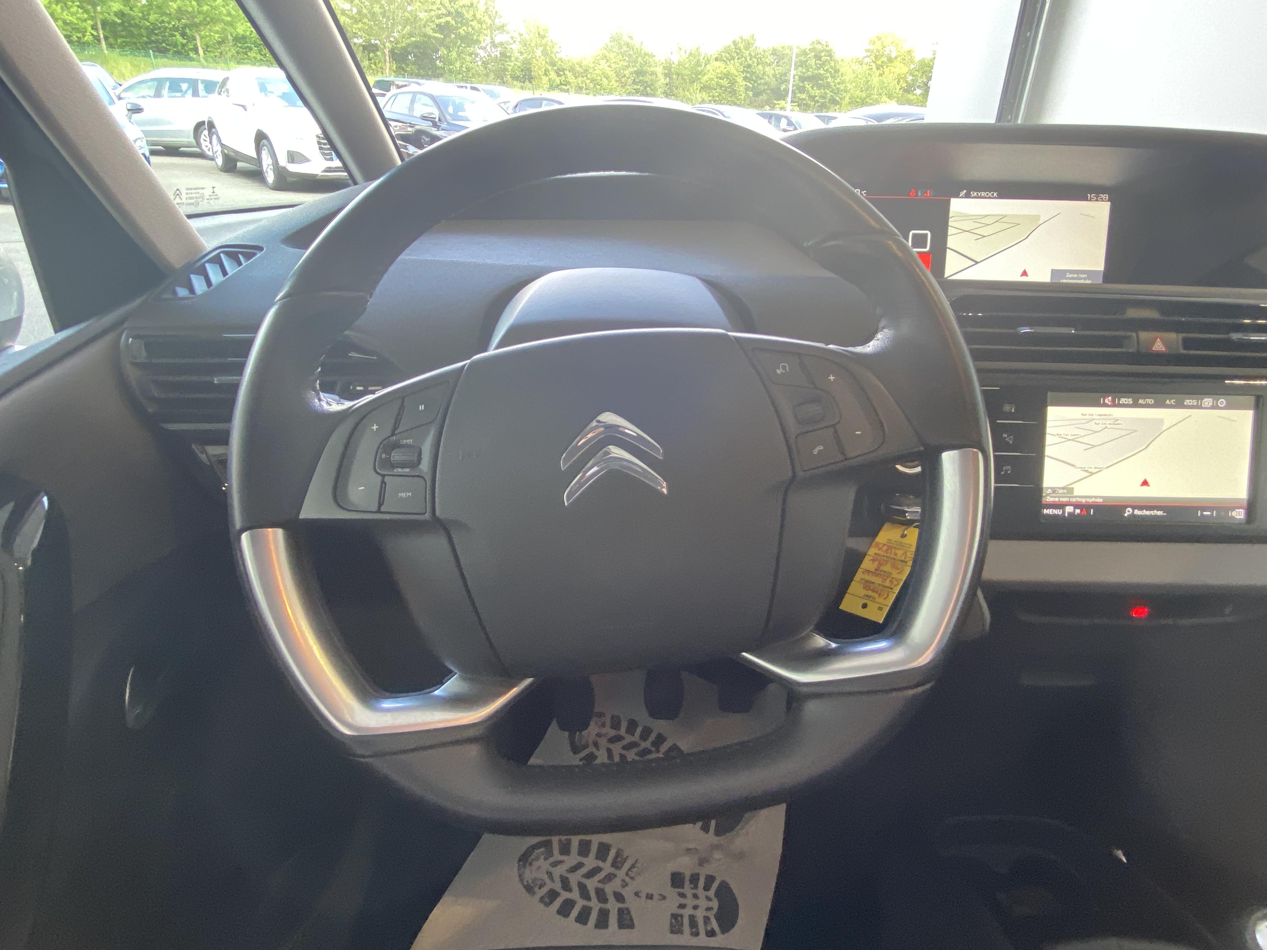 CITROEN C4 Picasso BlueHDi 120 S&S Feel - Véhicule Occasion - Océane Auto CITROEN C4 Picasso BlueHDi 120 S&S Feel - Véhicule Occasion Océane Auto