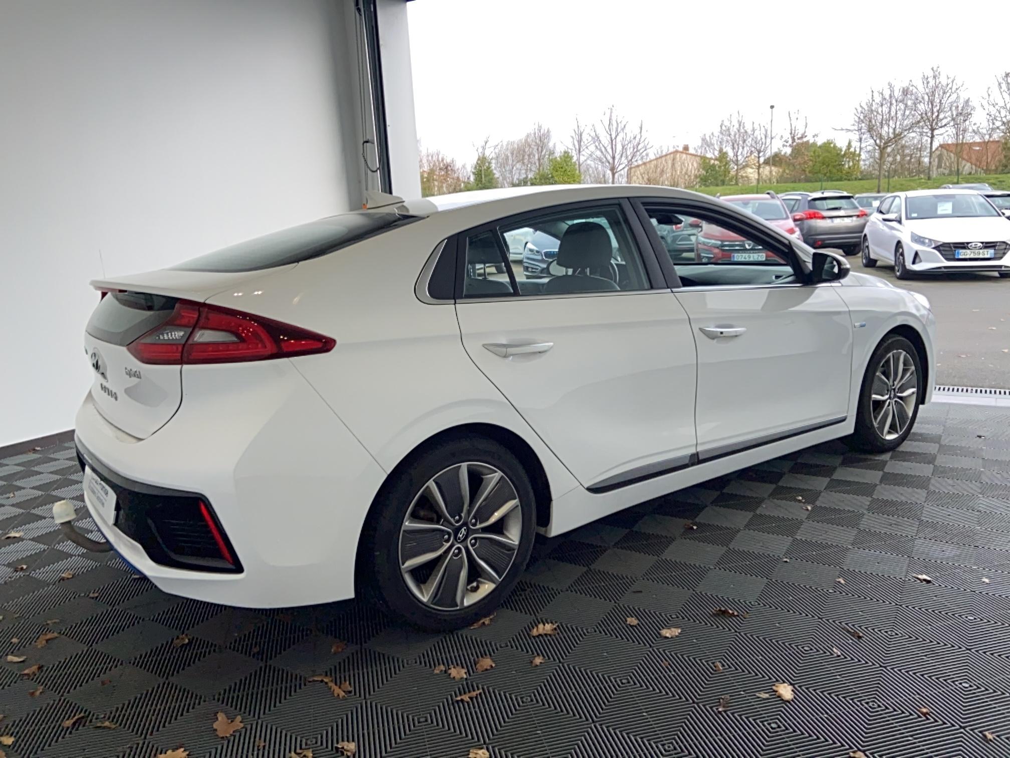 HYUNDAI Ioniq Hybrid 141 ch Executive - Véhicule Occasion Océane Auto