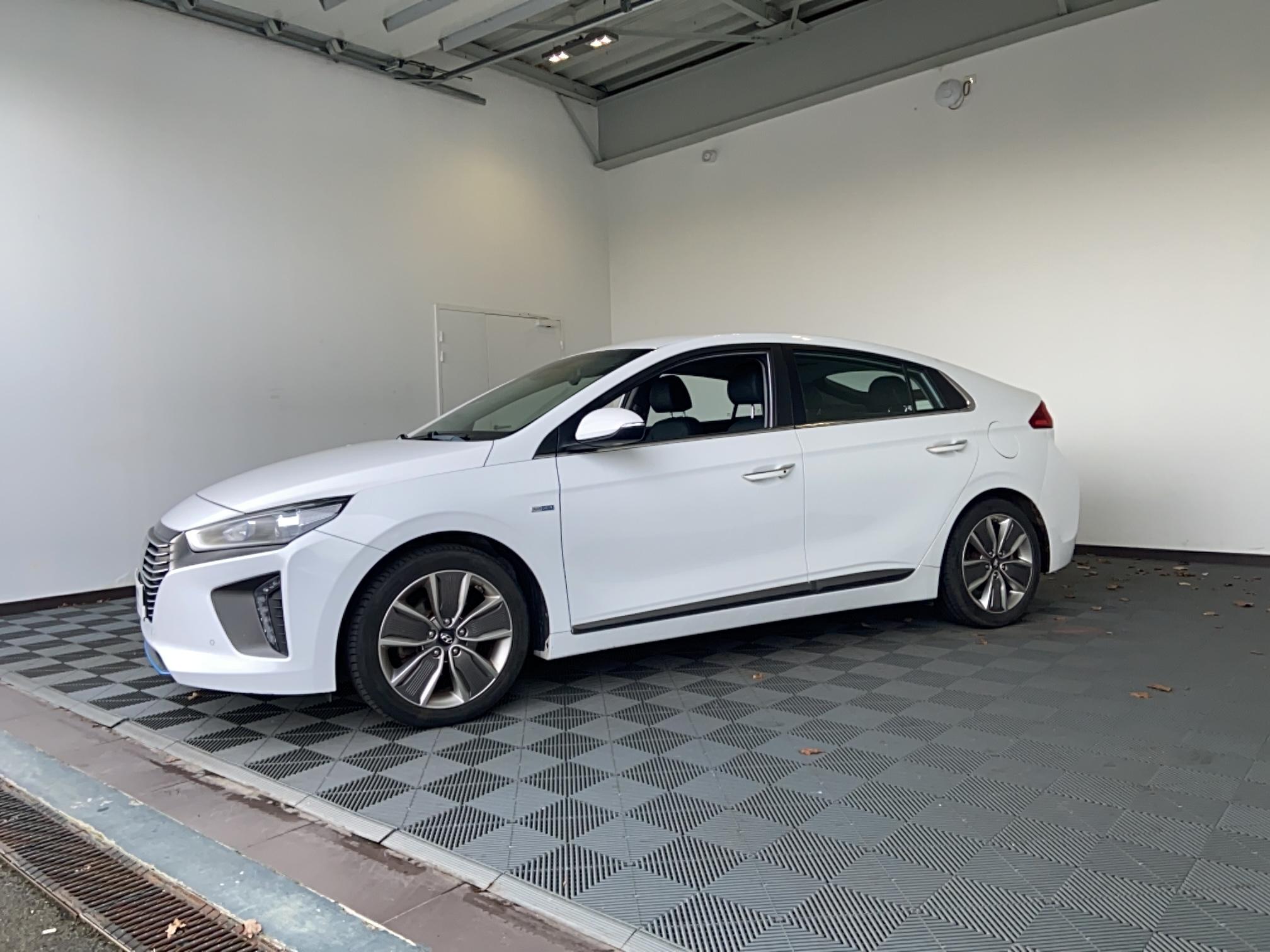 HYUNDAI Ioniq Hybrid 141 ch Executive - Véhicule Occasion Océane Auto