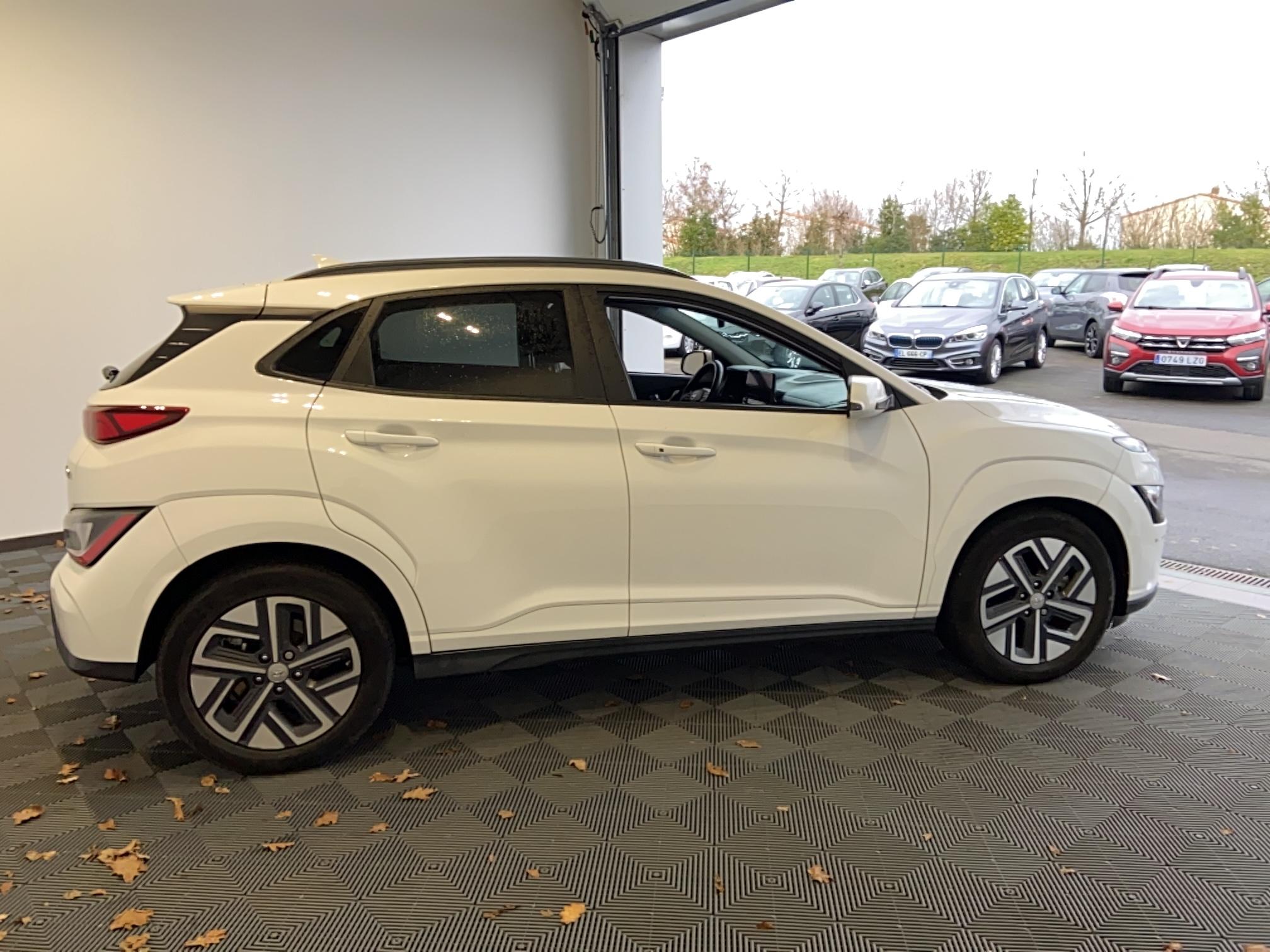 HYUNDAI Kona Electrique 64 kWh - 204 ch Creative - Véhicule Occasion Océane Auto