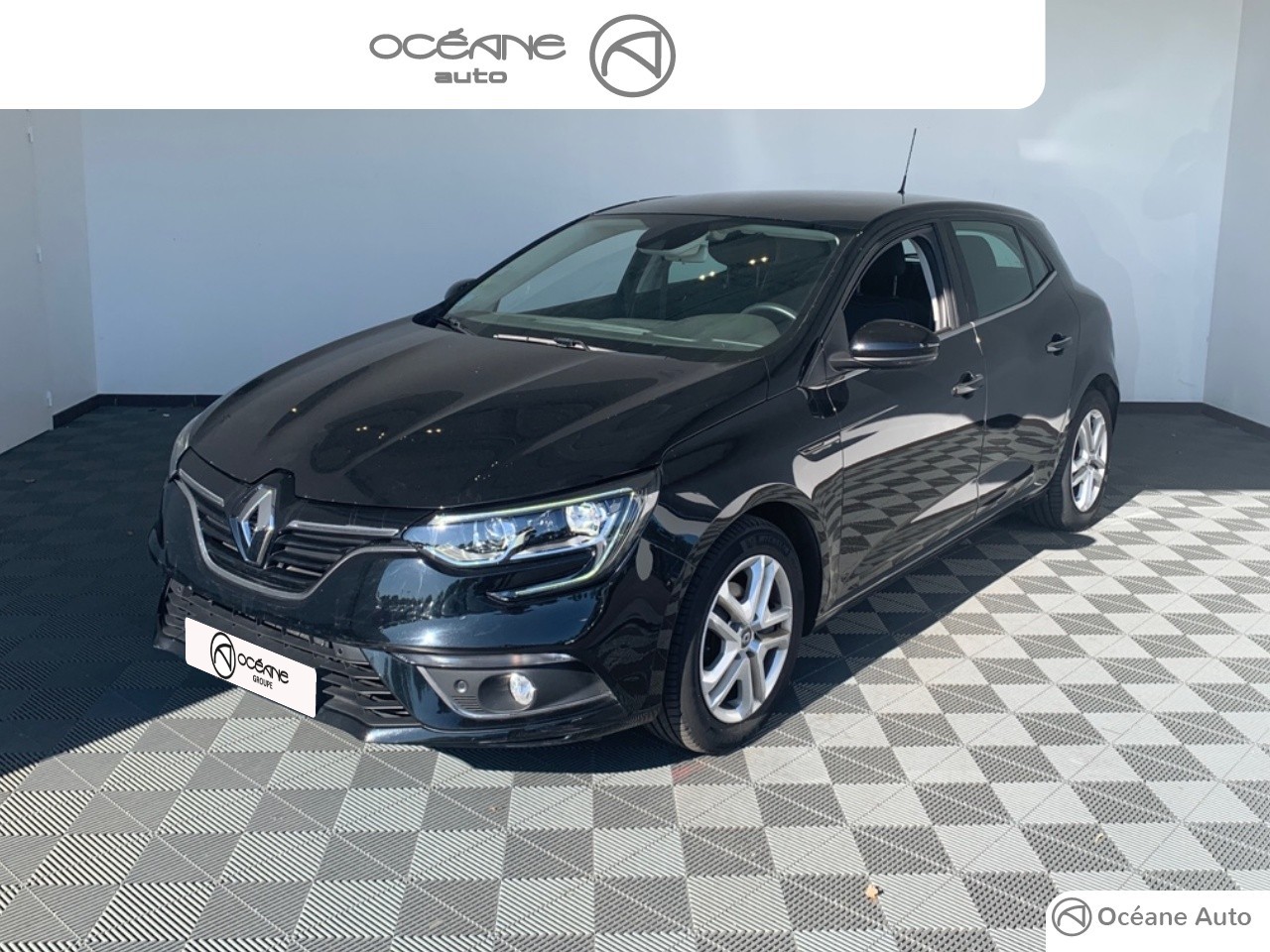 RENAULT MEGANE IV BERLINE BUSINESS Mégane IV Berline dCi 90 Energy - Véhicule Occasion - Océane Auto RENAULT MEGANE IV BERLINE BUSINESS Mégane IV Berline dCi 90 Energy - Véhicule Occasion Océane Auto