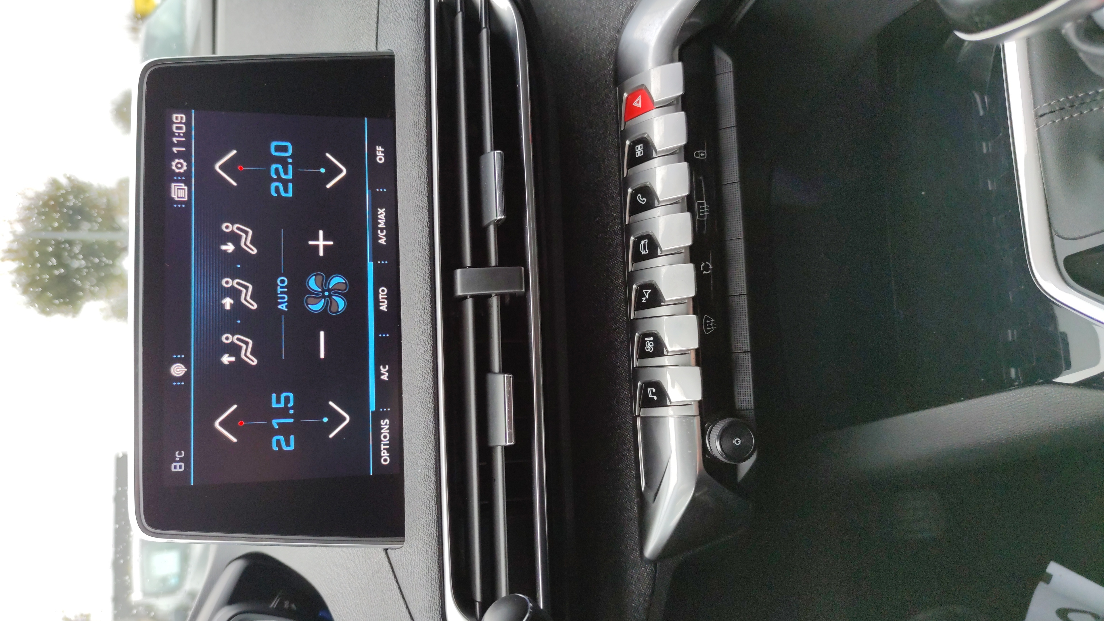 PEUGEOT 3008 1.2 Puretech 130ch S&S BVM6 Allure - Véhicule Occasion - Océane Auto PEUGEOT 3008 1.2 Puretech 130ch S&S BVM6 Allure - Véhicule Occasion Océane Auto