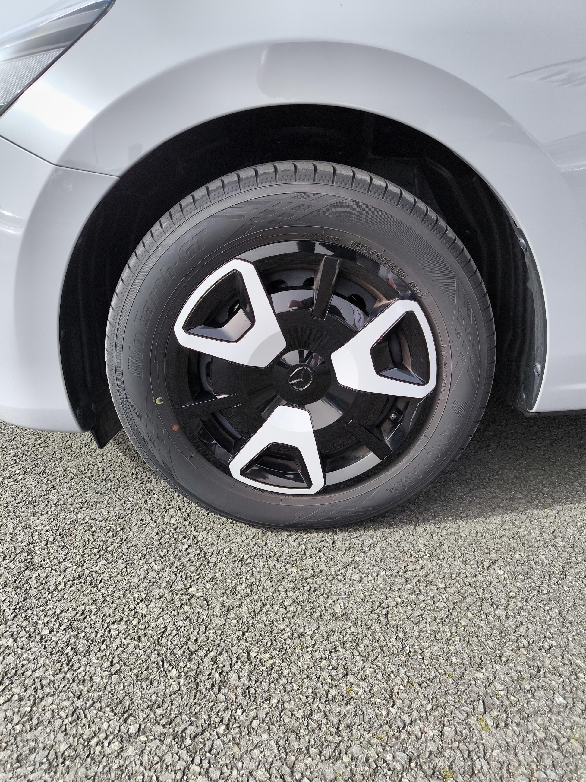 MAZDA Mazda2 1.5L e-SKYACTIV G M Hybrid 90ch Centre-Line - Véhicule Occasion Océane Auto