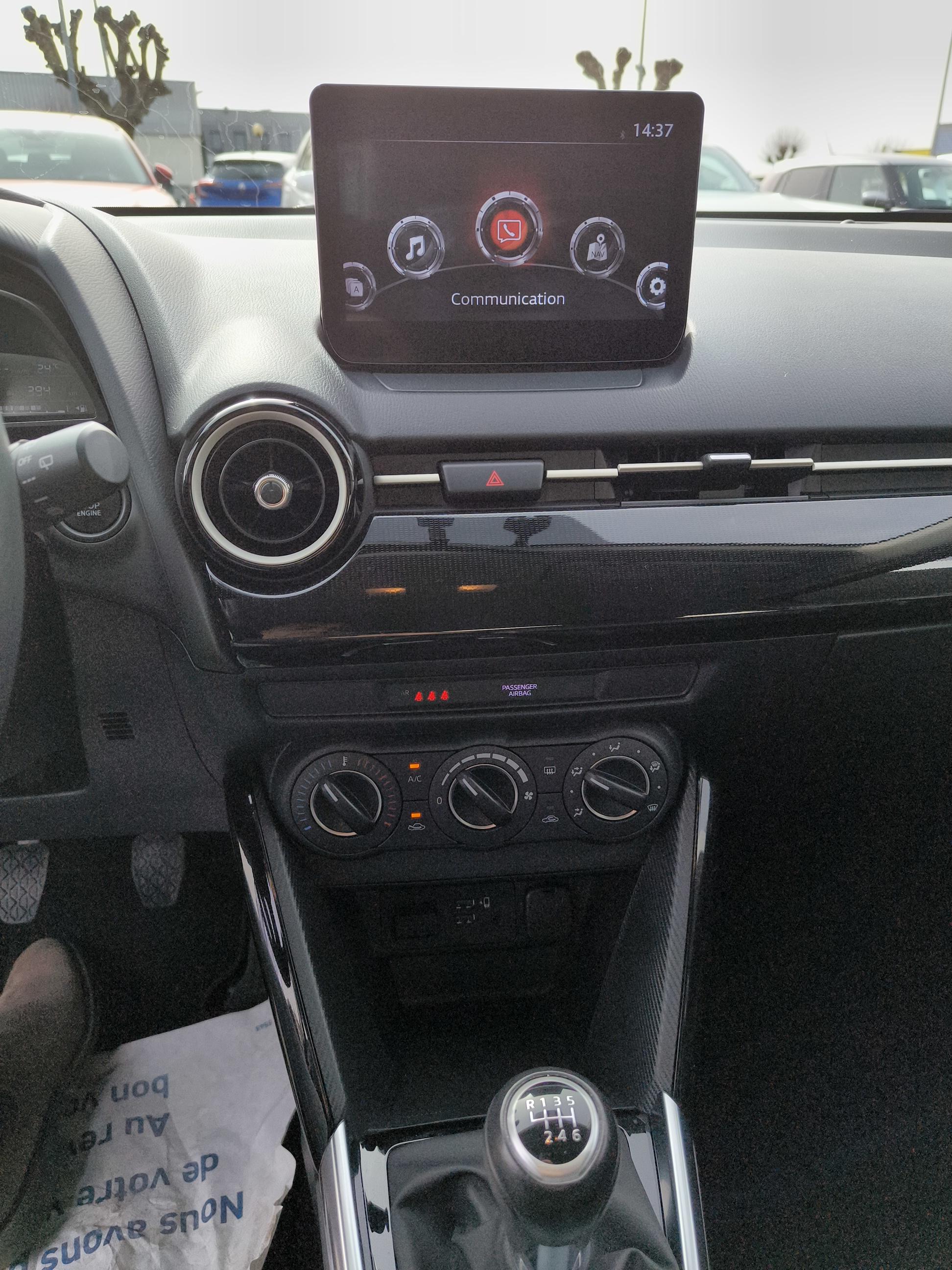 MAZDA Mazda2 1.5L e-SKYACTIV G M Hybrid 90ch Centre-Line - Véhicule Occasion Océane Auto