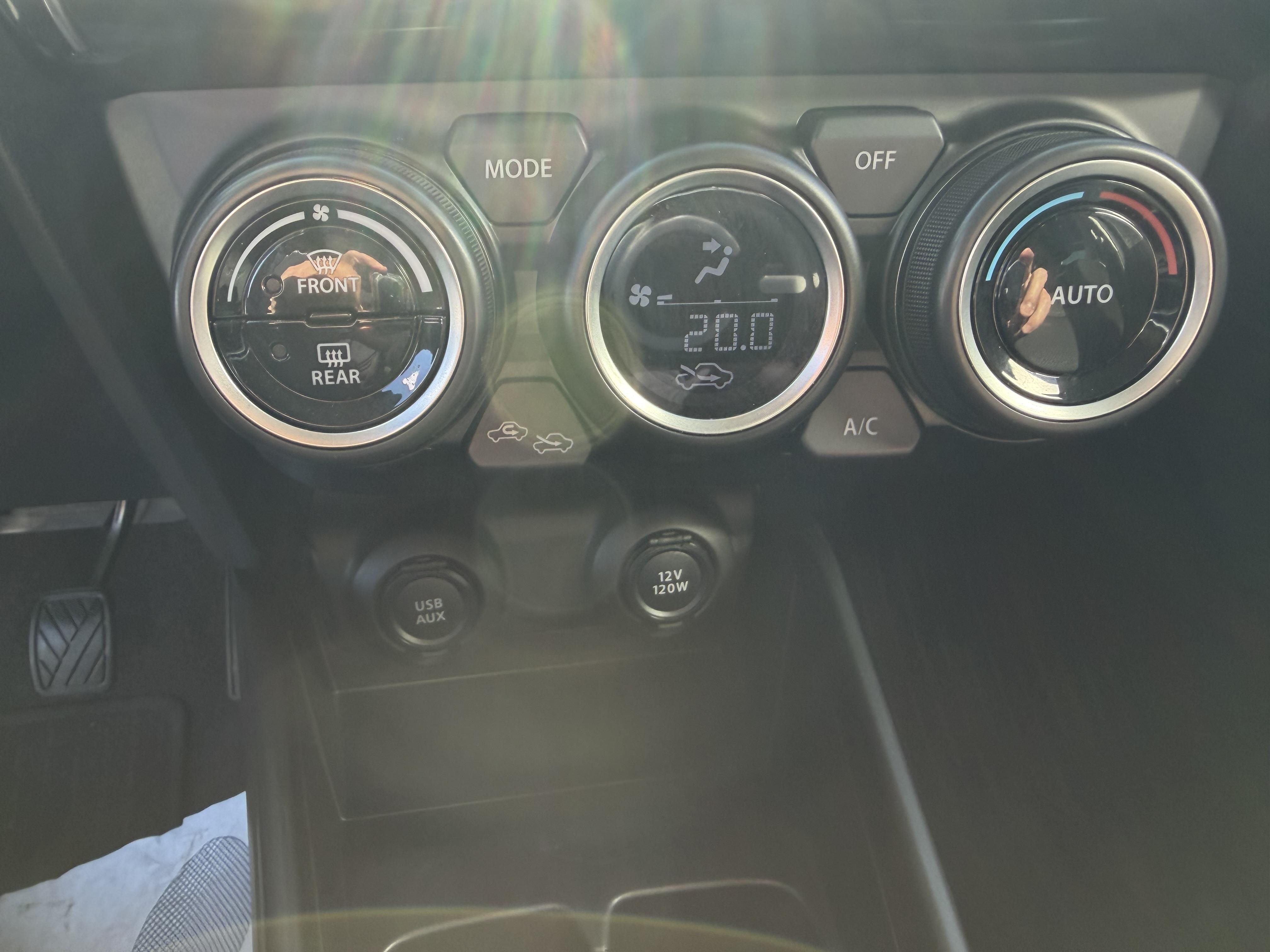 SUZUKI Swift 1.2 Dualjet Hybrid Pack - Véhicule Occasion - Océane Auto SUZUKI Swift 1.2 Dualjet Hybrid Pack - Véhicule Occasion Océane Auto