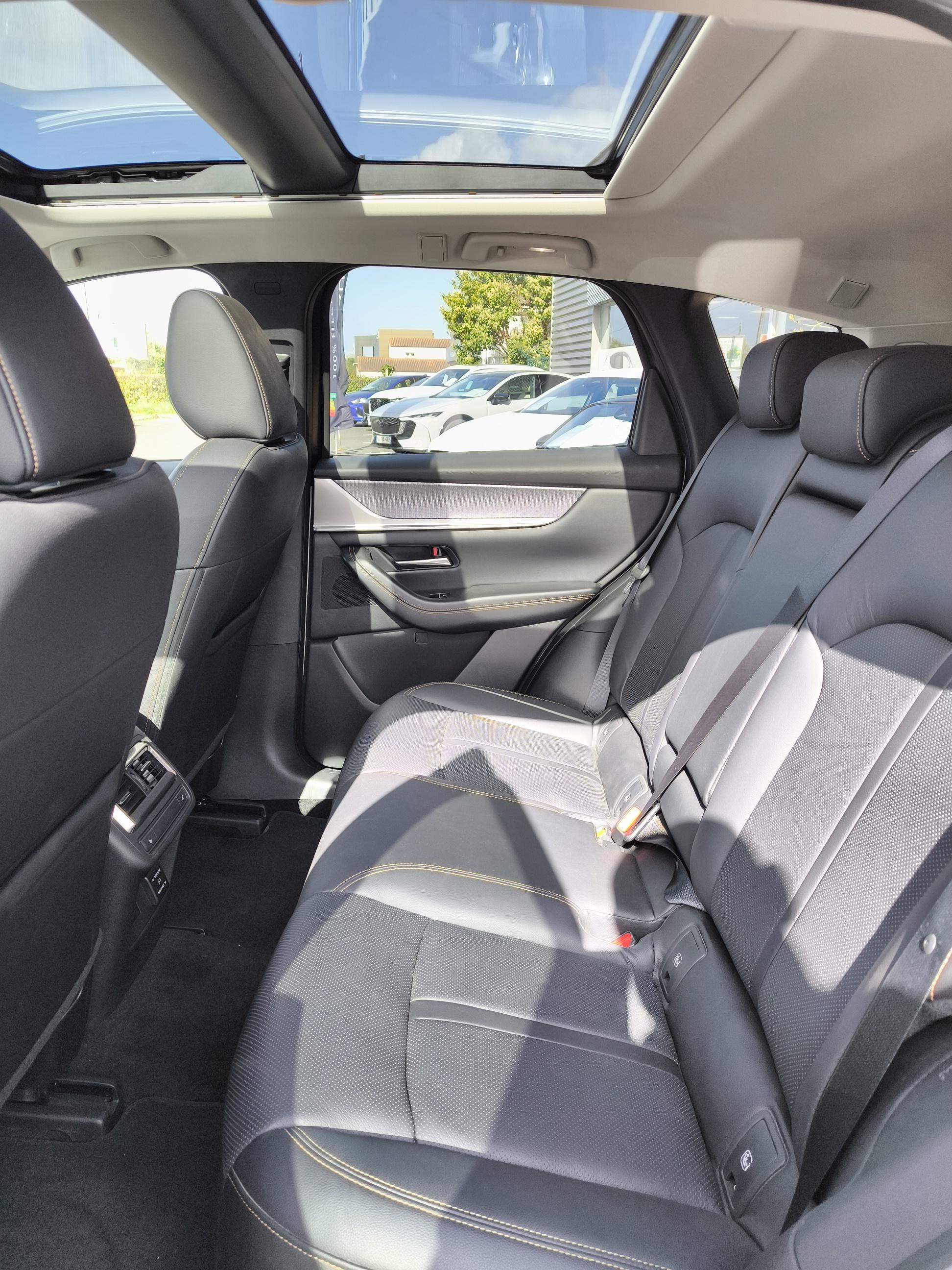 MAZDA CX-60 2.5L e-SKYACTIV PHEV 327 ch 4x4 BVA8 Homura - Véhicule Occasion Océane Auto