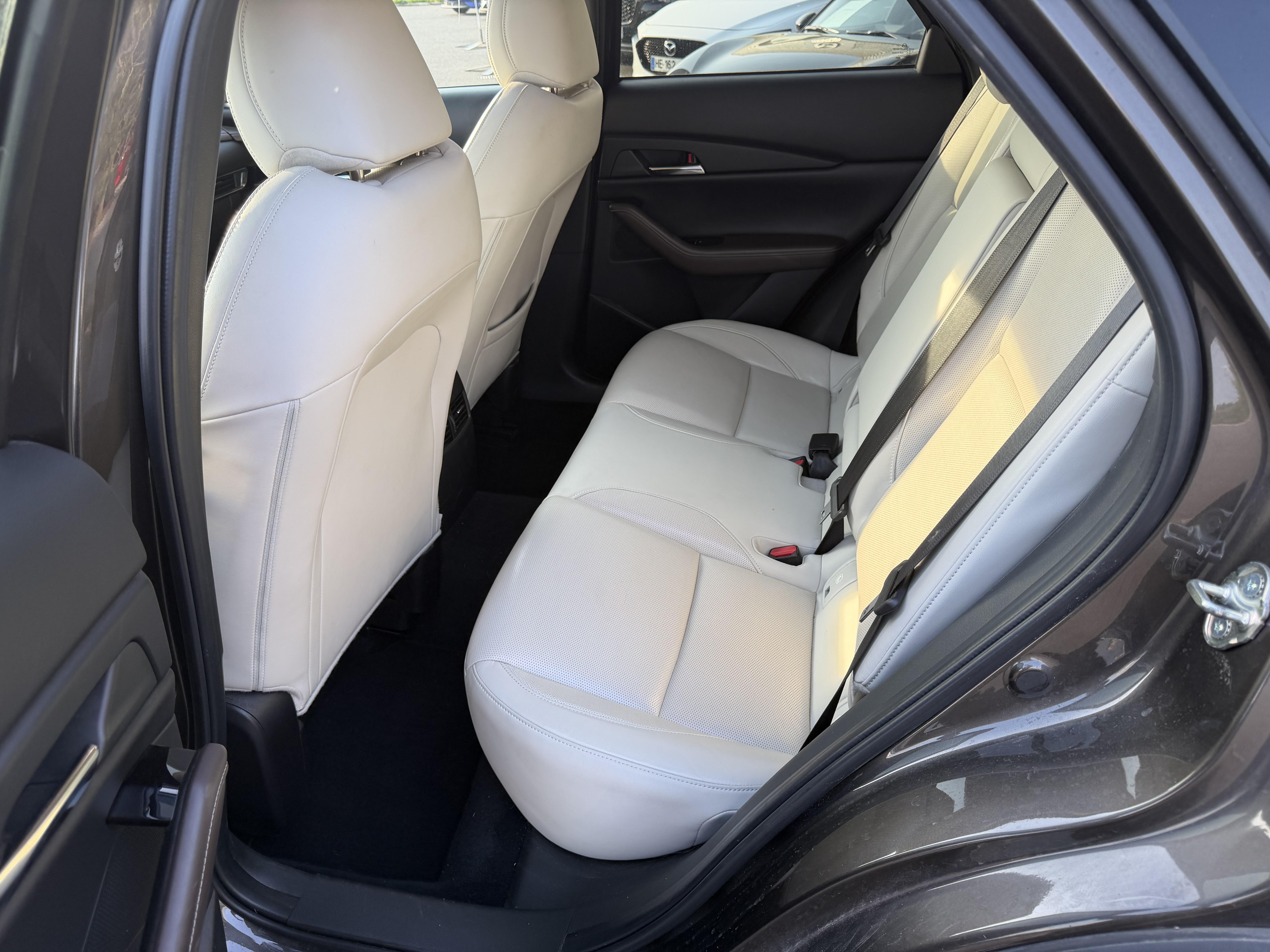 MAZDA CX-30 2.0L SKYACTIV-X M Hybrid 180 ch 4x4 BVA6 Exclusive - Véhicule Occasion Océane Auto