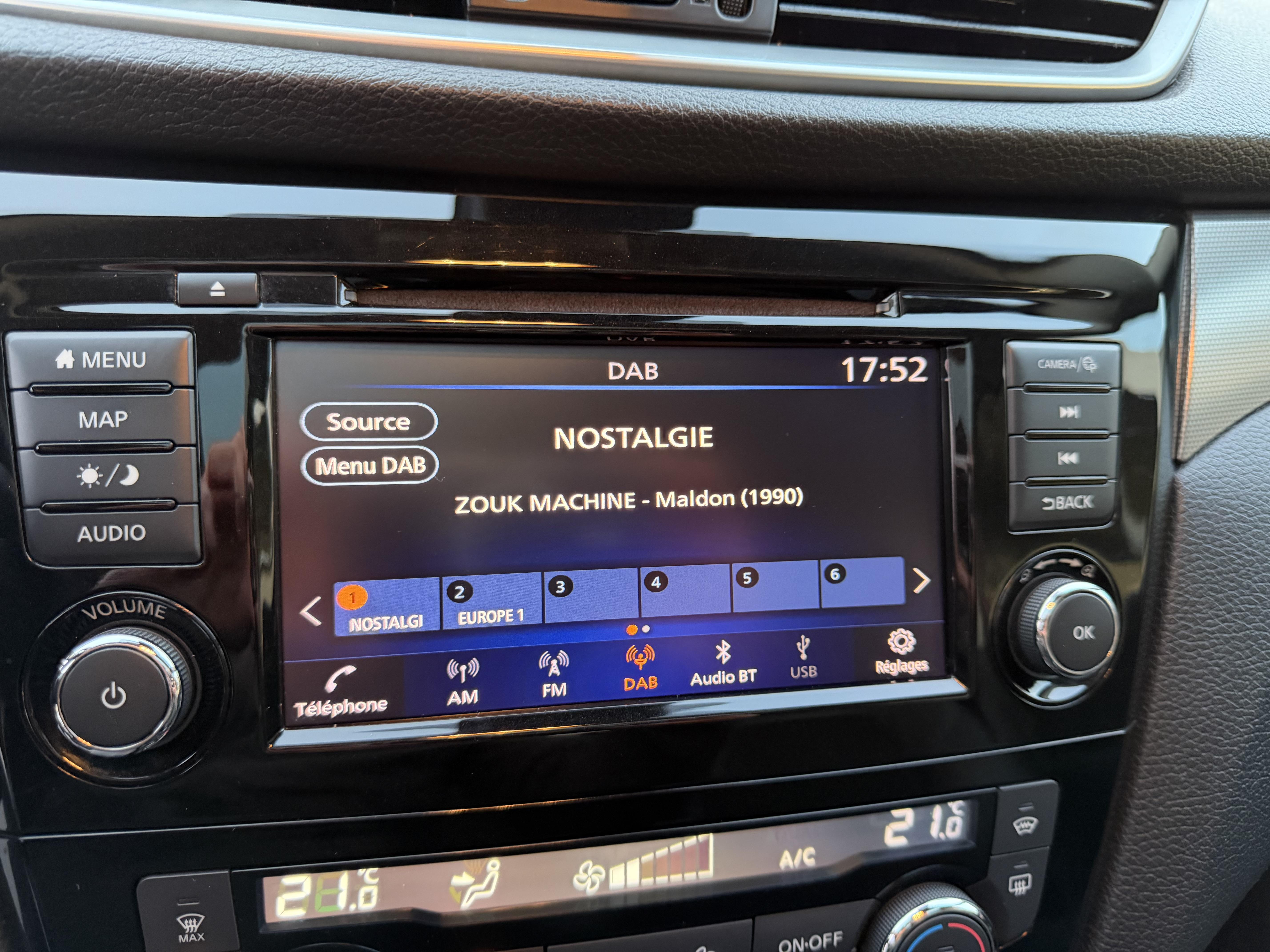 NISSAN Qashqai 1.3 DIG-T 140 Tekna - Véhicule Occasion Océane Auto