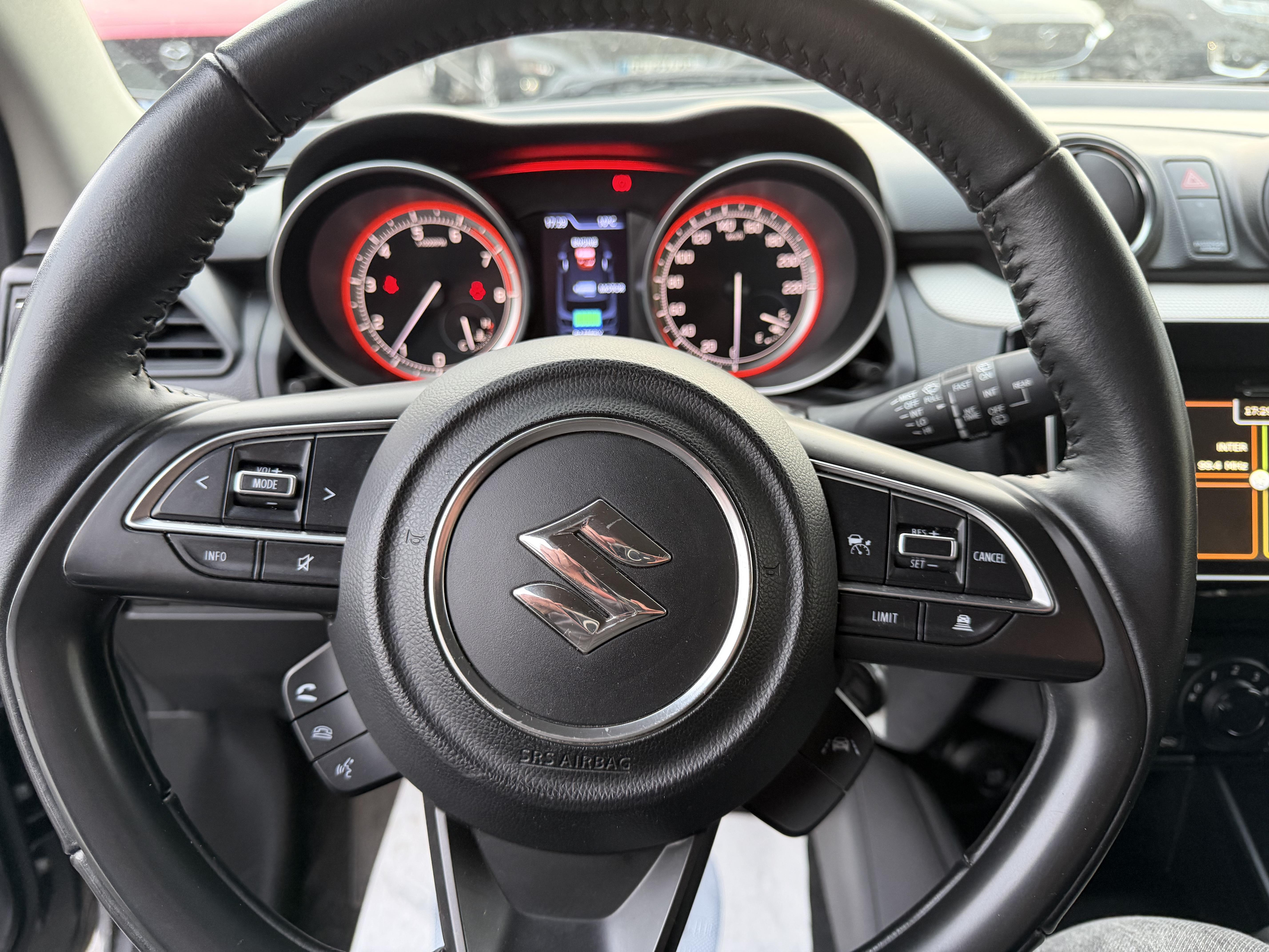 SUZUKI Swift 1.2 Dualjet Hybrid Auto (CVT) Privilège - Véhicule Occasion Océane Auto