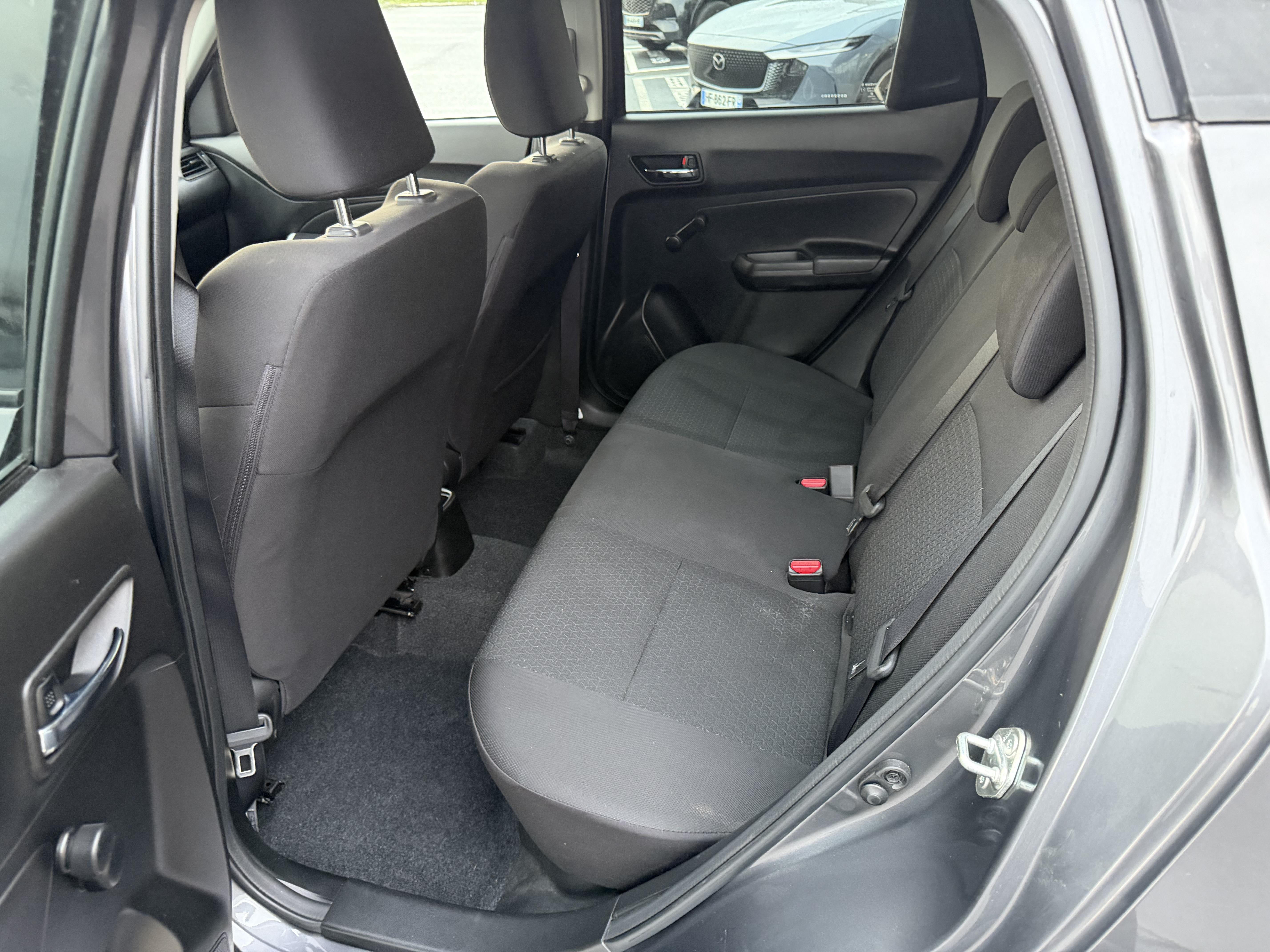 SUZUKI Swift 1.2 Dualjet Hybrid Auto (CVT) Privilège - Véhicule Occasion Océane Auto