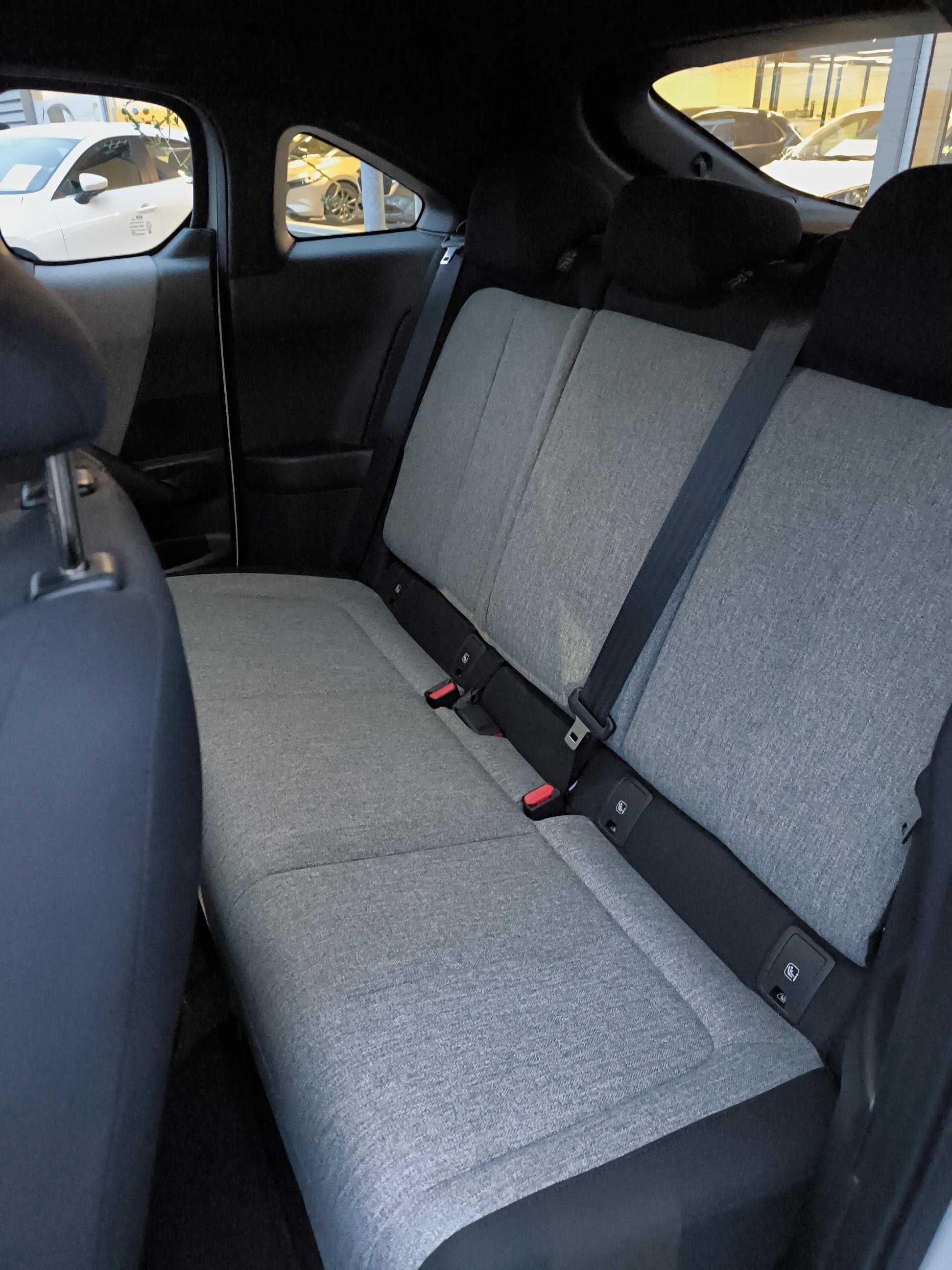 MAZDA MX-30 R-EV e-Skyactiv 170 ch BVA Prime-Line - Véhicule Occasion - Océane Auto MAZDA MX-30 R-EV e-Skyactiv 170 ch BVA Prime-Line - Véhicule Occasion Océane Auto