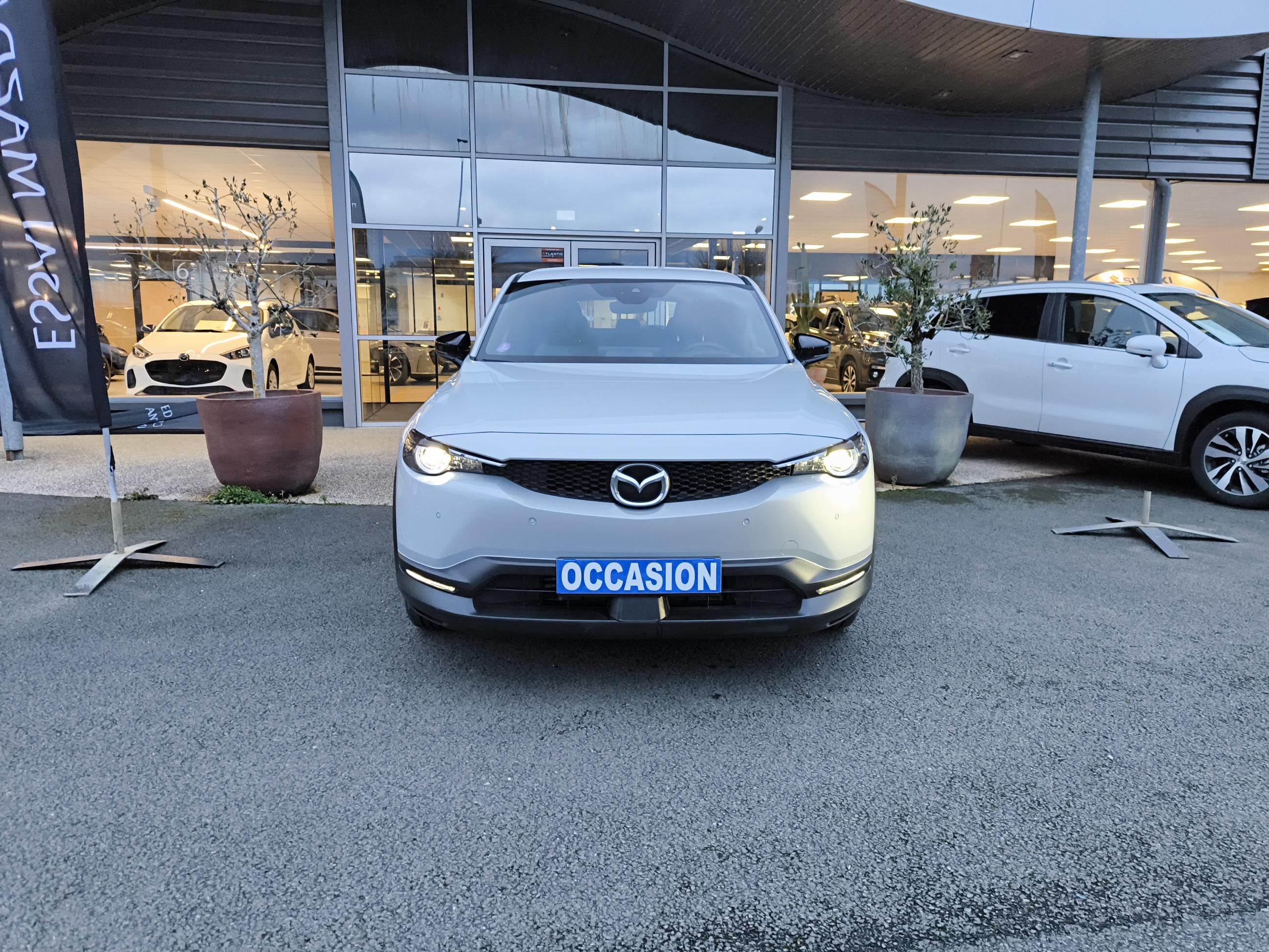 MAZDA MX-30 R-EV e-Skyactiv 170 ch BVA Prime-Line - Véhicule Occasion - Océane Auto MAZDA MX-30 R-EV e-Skyactiv 170 ch BVA Prime-Line - Véhicule Occasion Océane Auto