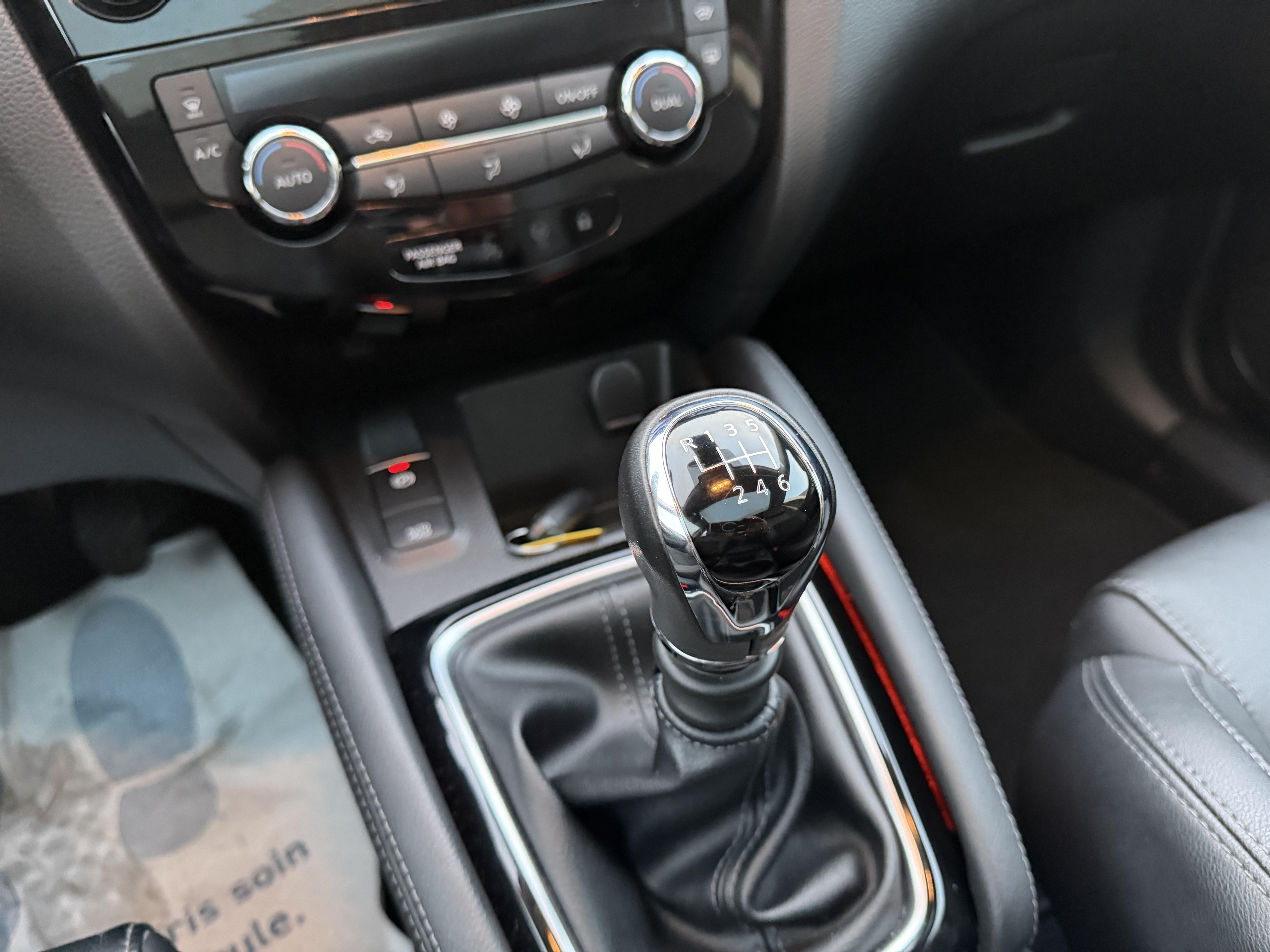 NISSAN Qashqai 1.3 DIG-T 140 Tekna - Véhicule Occasion Océane Auto