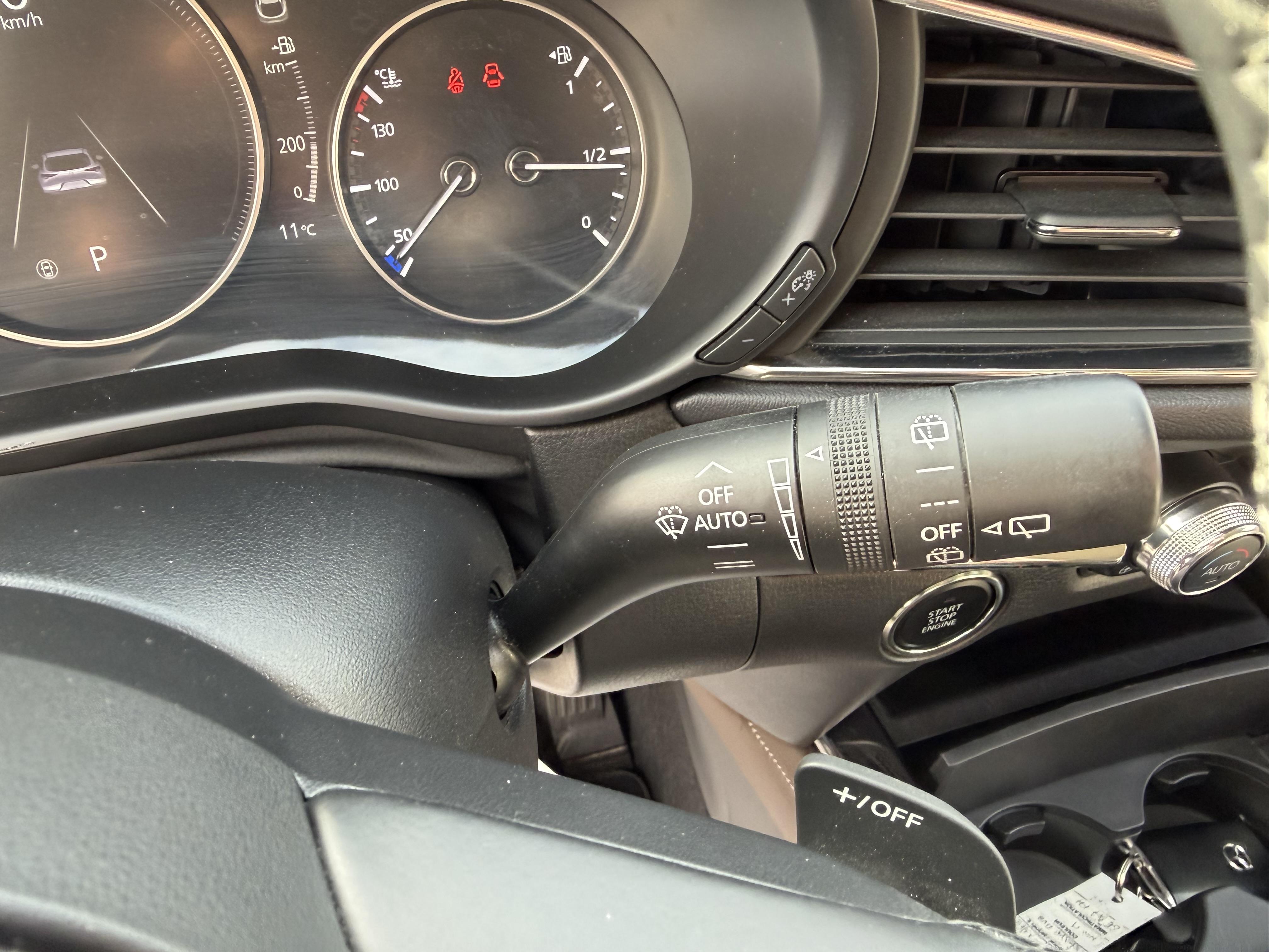 MAZDA CX-30 2.0L e-SKYACTIV X M Hybrid 186 ch 4x2  BVA6 Exclusive - Véhicule Occasion Océane Auto