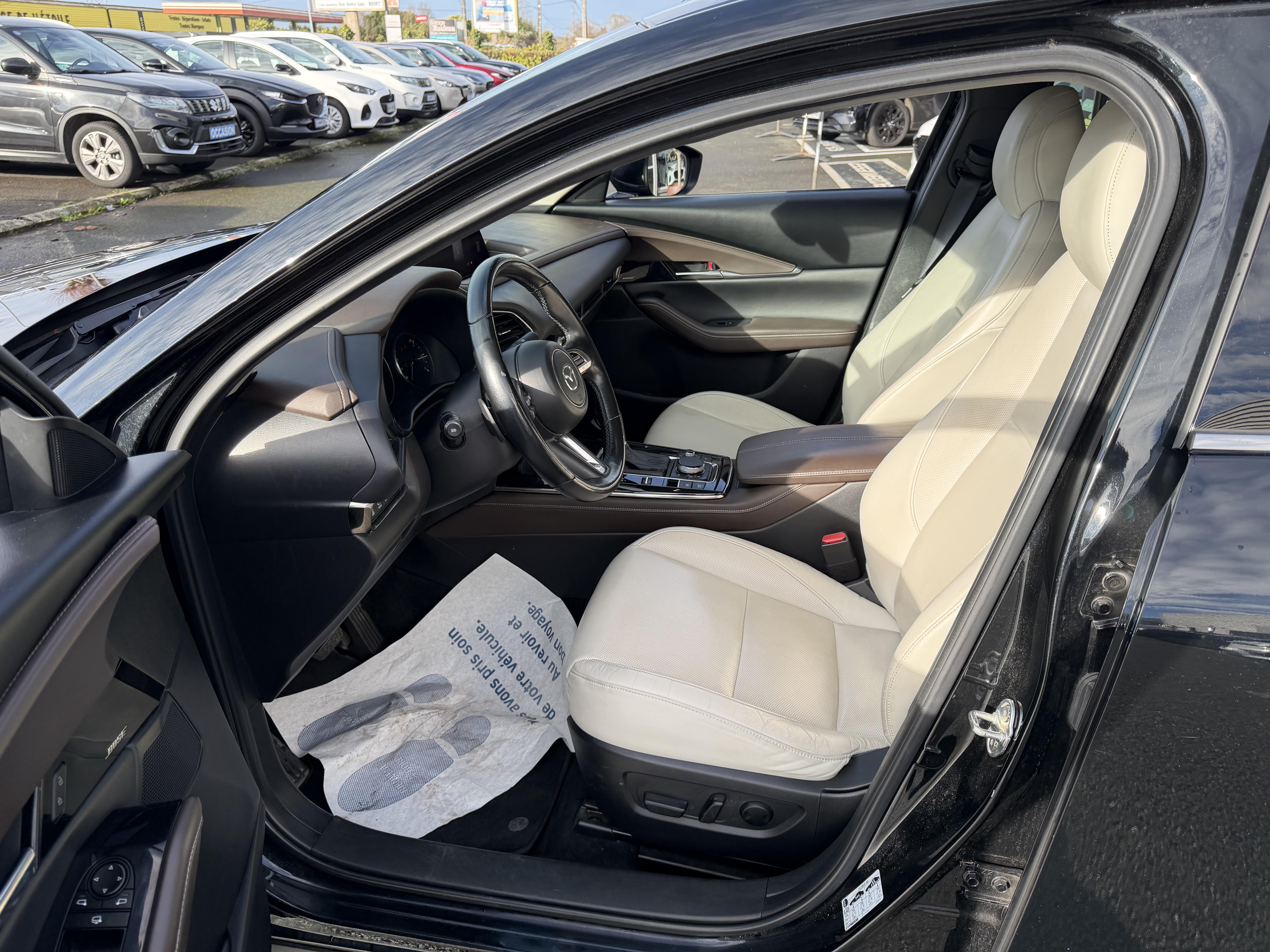 MAZDA CX-30 2.0L e-SKYACTIV X M Hybrid 186 ch 4x2  BVA6 Exclusive - Véhicule Occasion Océane Auto