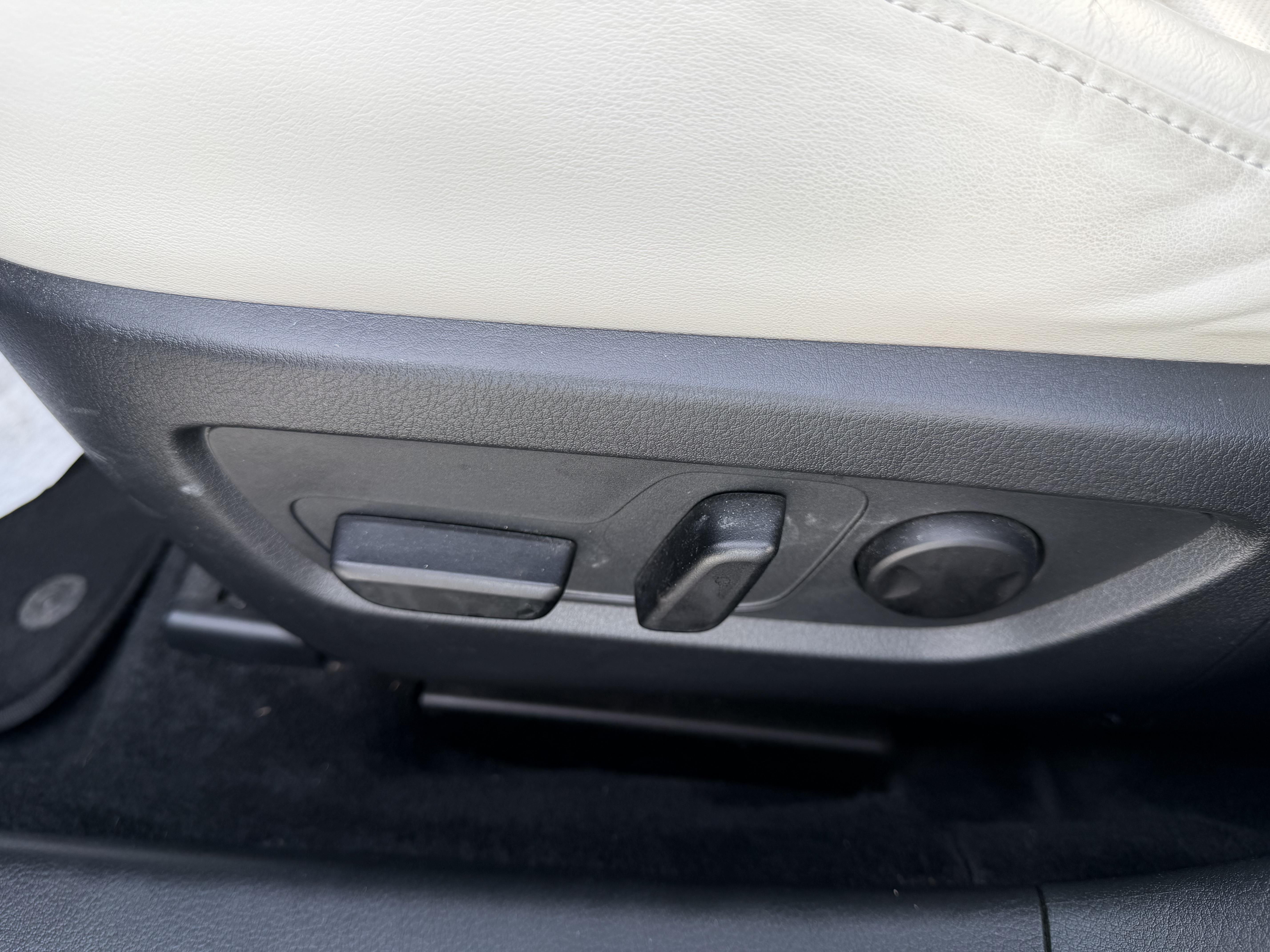 MAZDA CX-30 2.0L e-SKYACTIV X M Hybrid 186 ch 4x2  BVA6 Exclusive - Véhicule Occasion Océane Auto