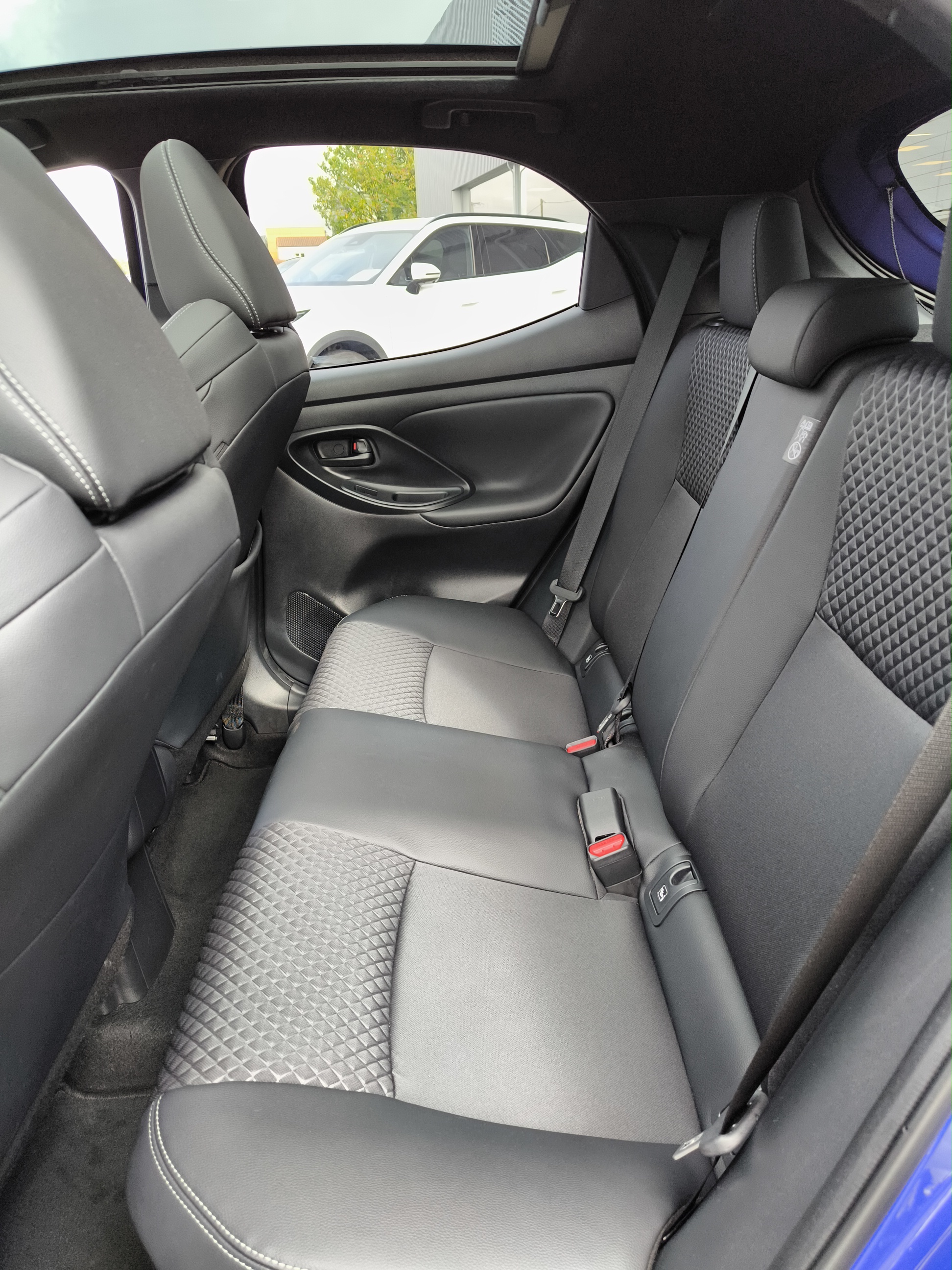 MAZDA Mazda2 Hybrid 1.5L CVT 116 ch Homura Plus - Véhicule Occasion - Océane Auto MAZDA Mazda2 Hybrid 1.5L CVT 116 ch Homura Plus - Véhicule Occasion Océane Auto
