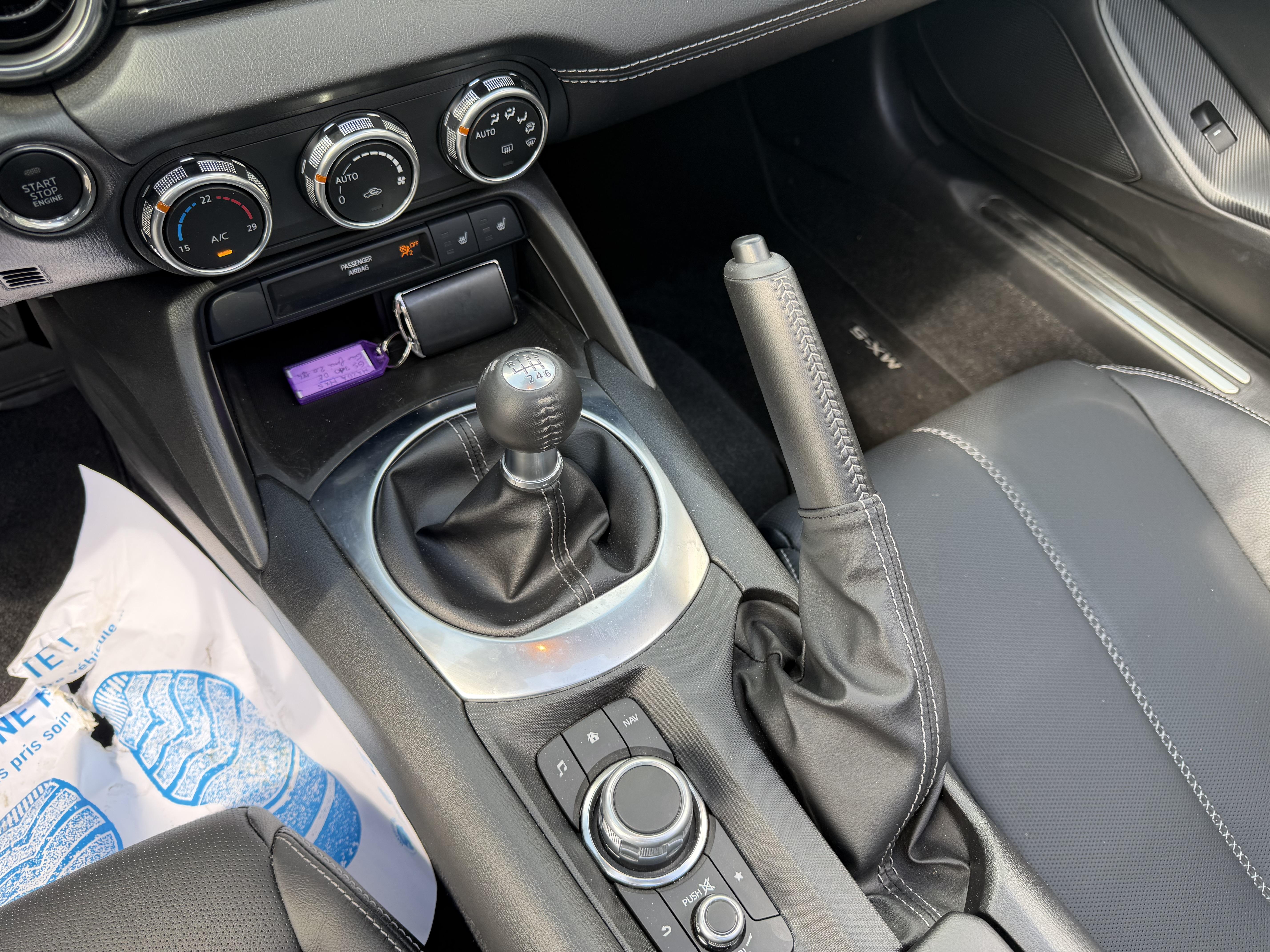 MAZDA MX-5 Roadster 2.0L SKYACTIV-G 184 ch Exclusive-Line - Véhicule Occasion Océane Auto