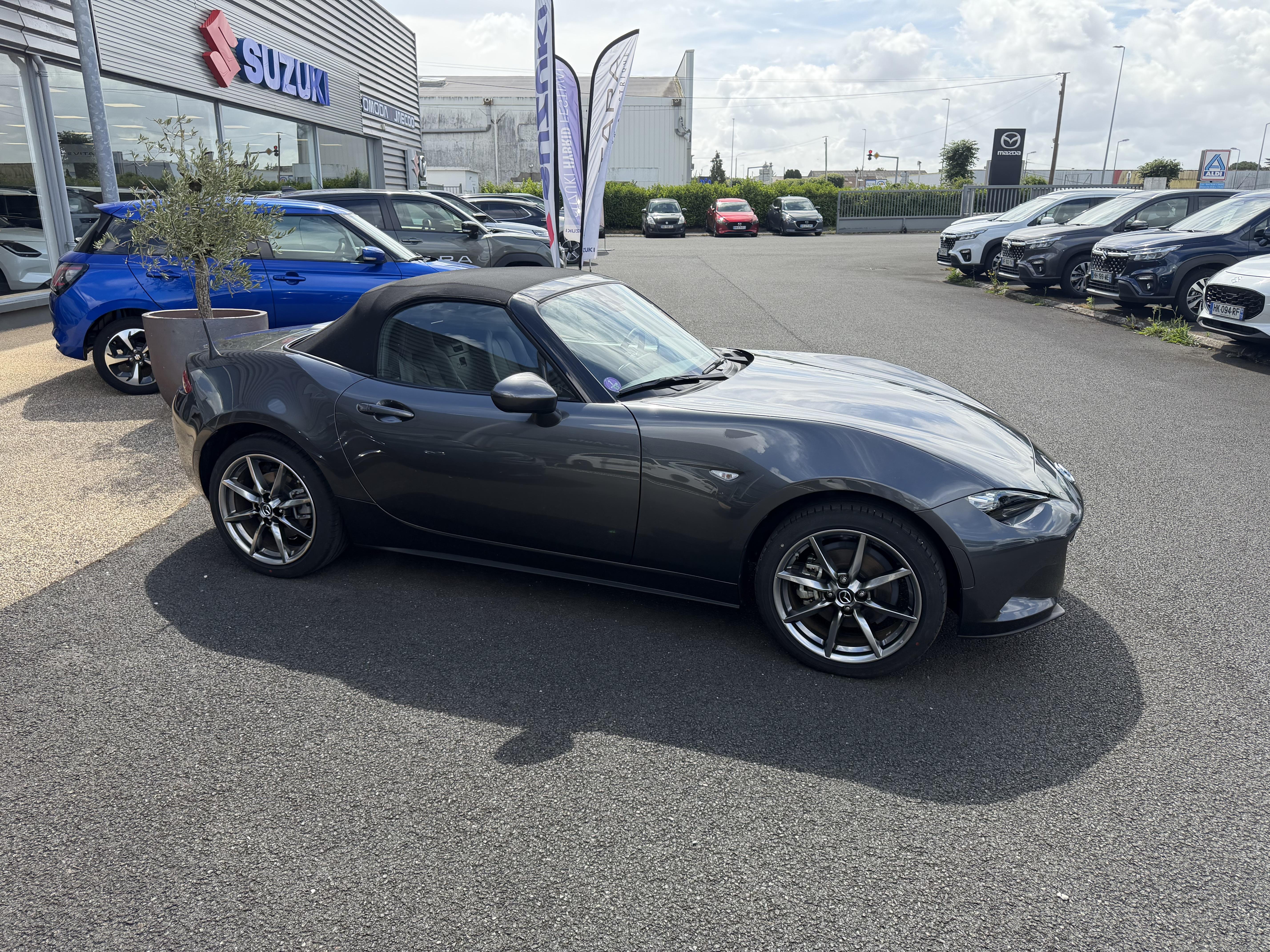 MAZDA MX-5 Roadster 2.0L SKYACTIV-G 184 ch Exclusive-Line - Véhicule Occasion Océane Auto