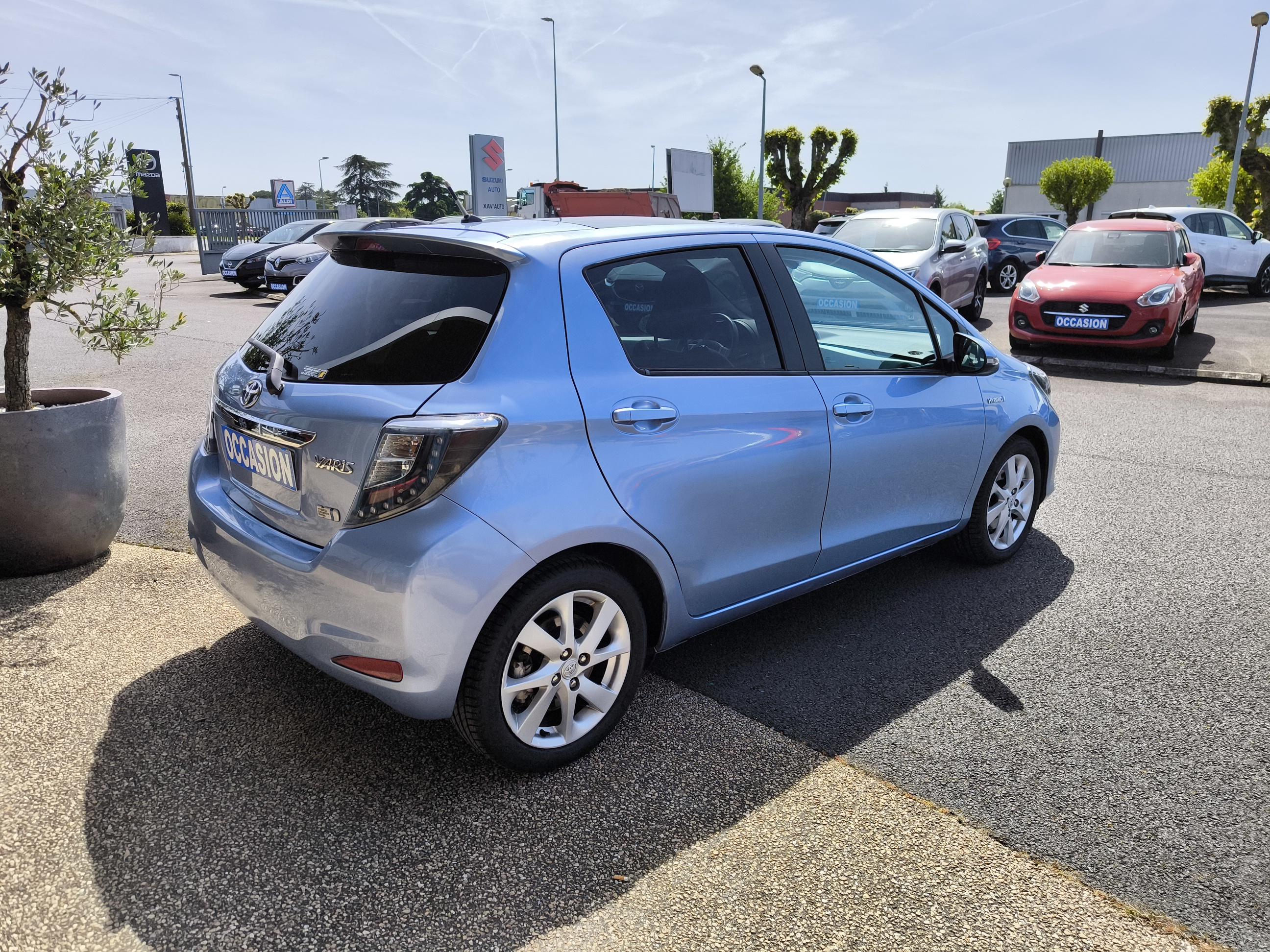 TOYOTA Yaris Hybride 100h Business - Véhicule Occasion Océane Auto