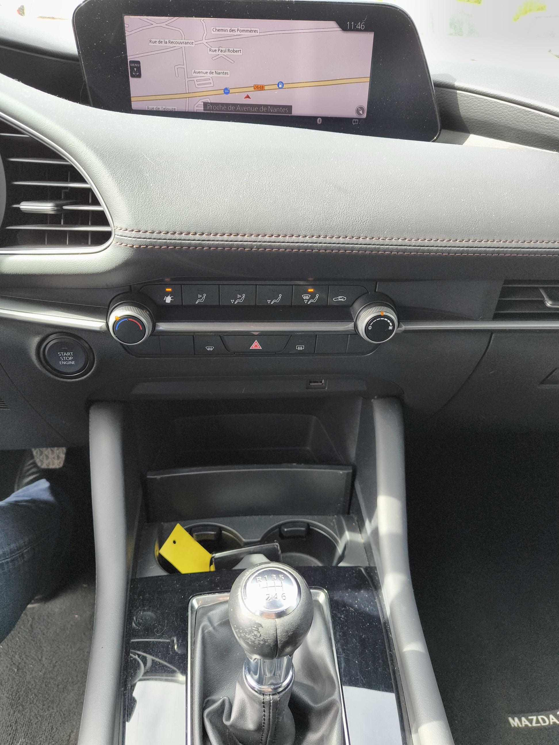 MAZDA Mazda3 5 portes 2.0L SKYACTIV-G M Hybrid 122 ch BVM6 Mazda3 - Véhicule Occasion Océane Auto