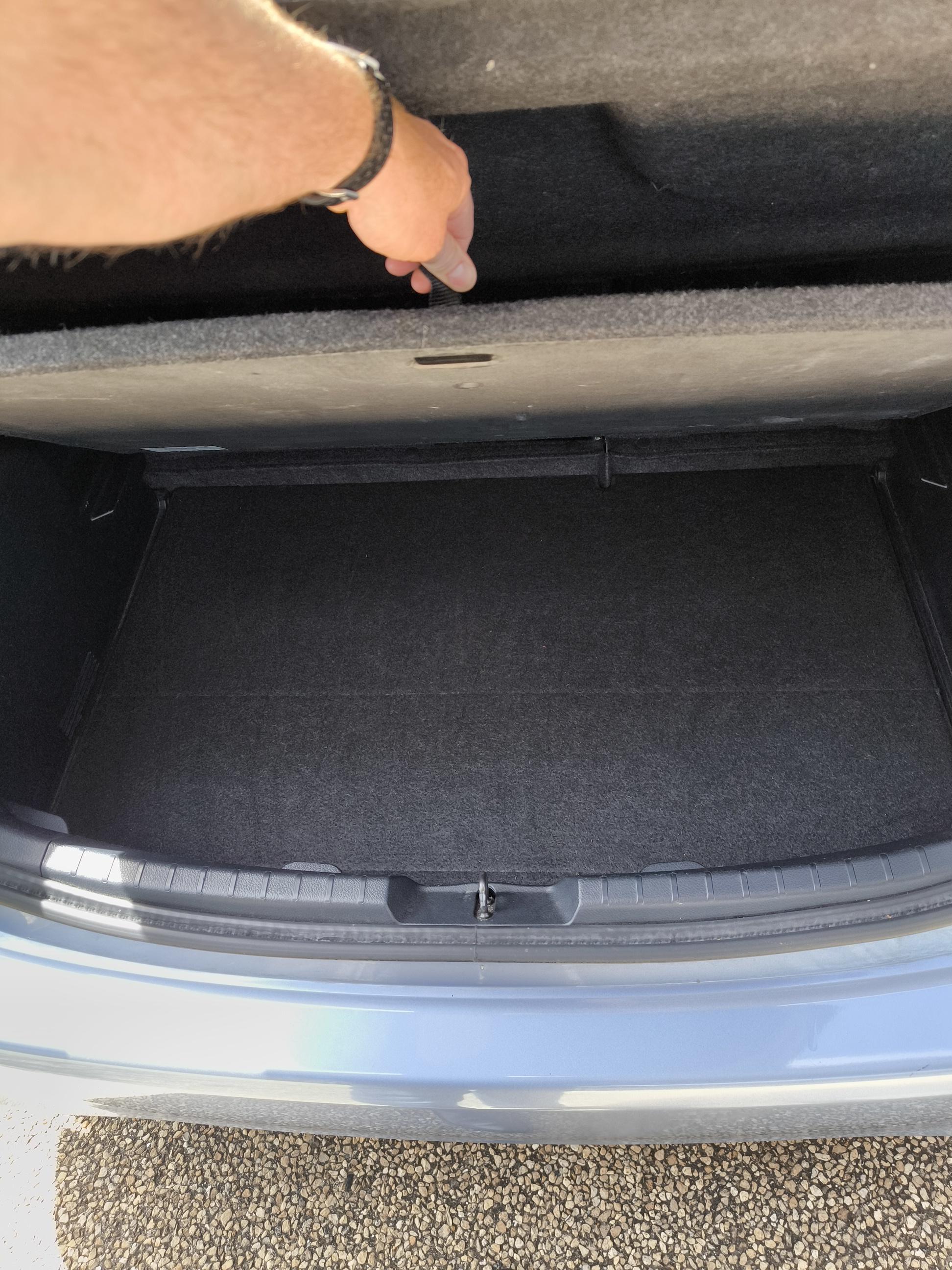 TOYOTA Yaris Hybride 100h Business - Véhicule Occasion Océane Auto