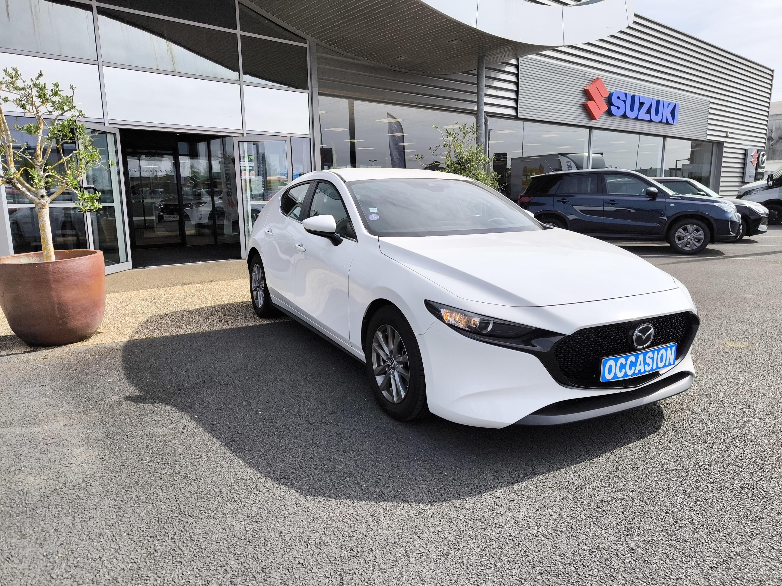 MAZDA Mazda3 5 portes 2.0L SKYACTIV-G M Hybrid 122 ch BVM6 Mazda3 - Véhicule Occasion Océane Auto