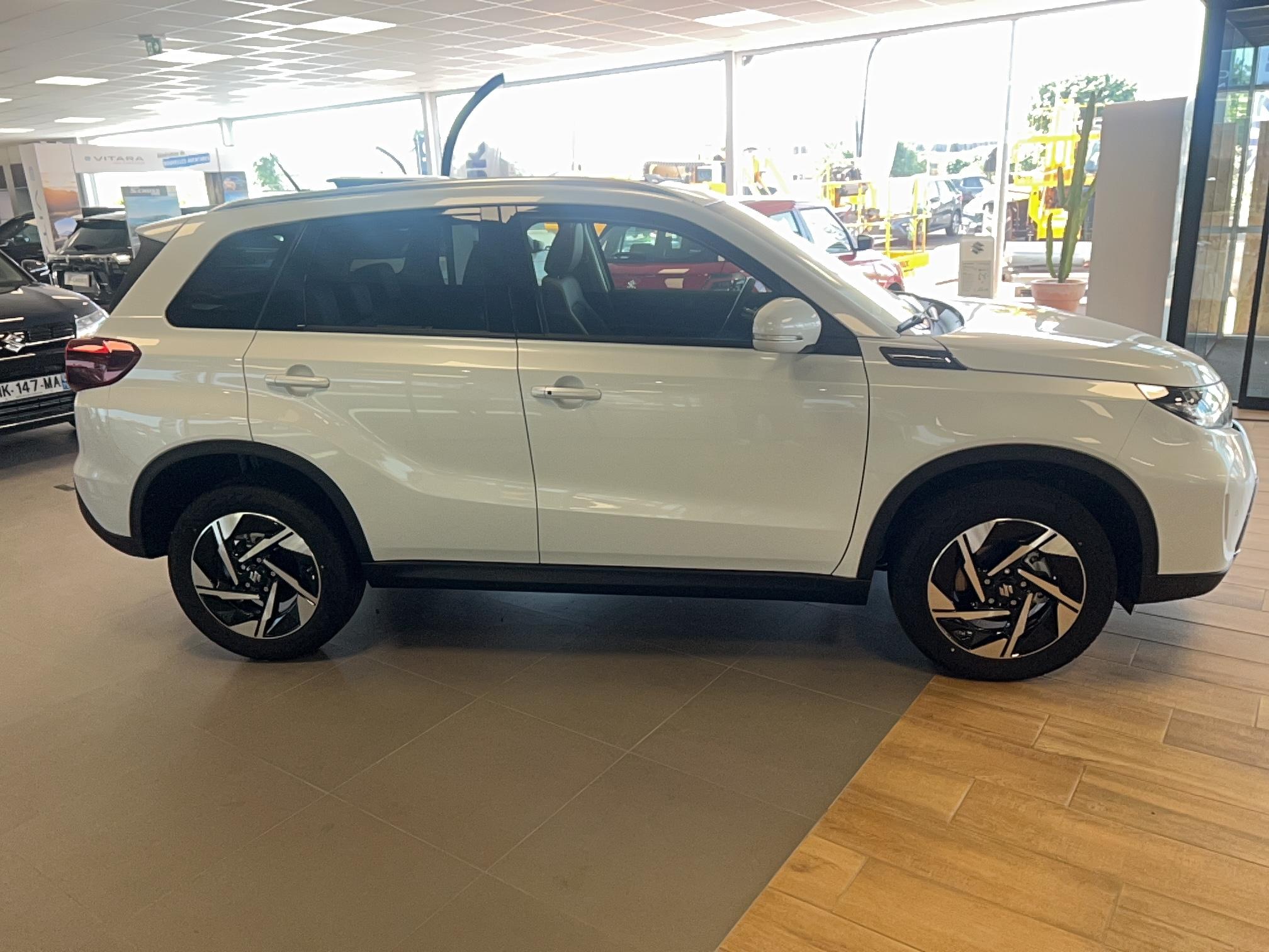 SUZUKI Vitara 1.4 Boosterjet Hybrid Auto Style - Véhicule Occasion - Océane Auto SUZUKI Vitara 1.4 Boosterjet Hybrid Auto Style - Véhicule Occasion Océane Auto