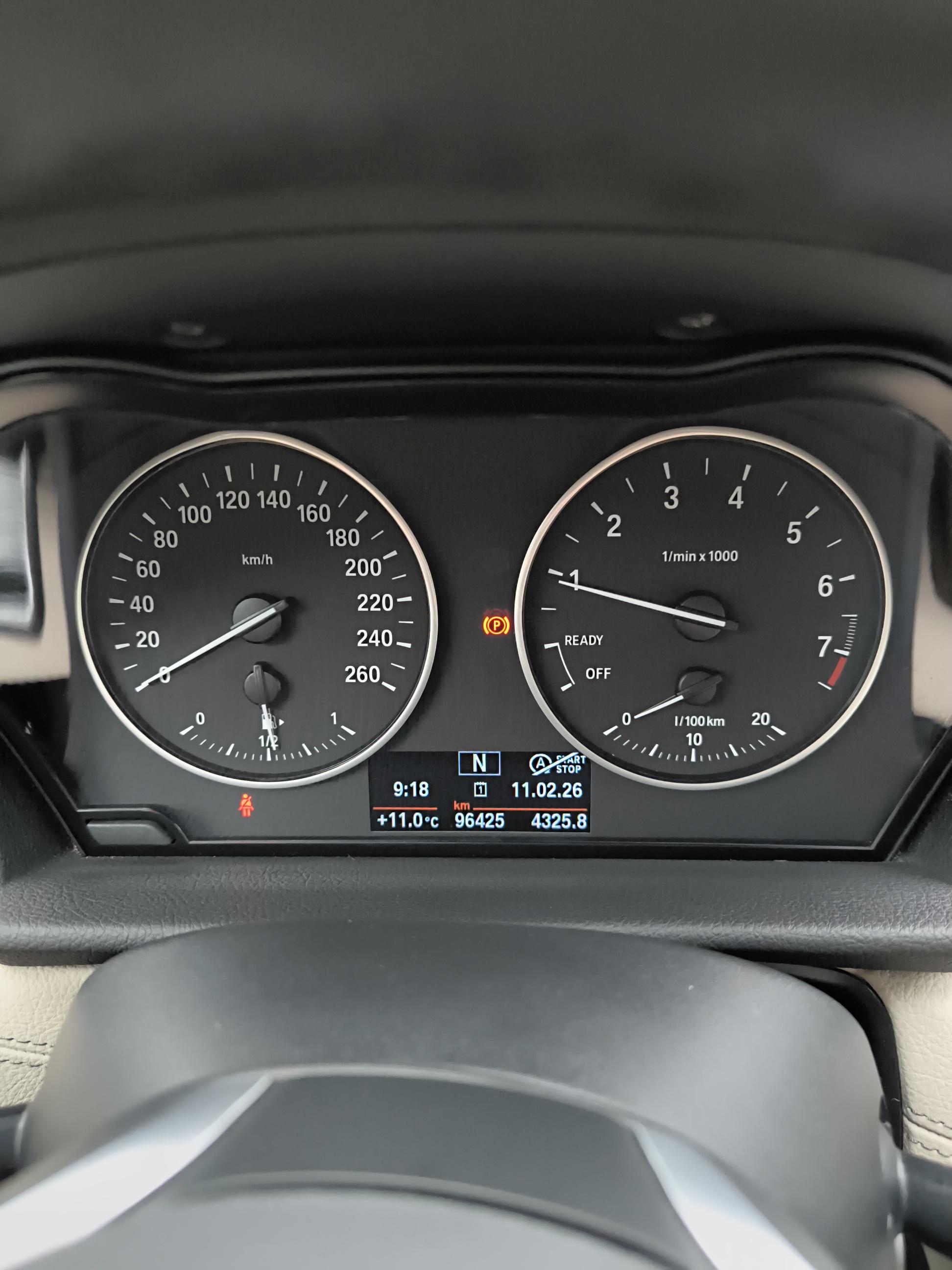 BMW Active Tourer 218i 136 ch Luxury - Véhicule Occasion Océane Auto