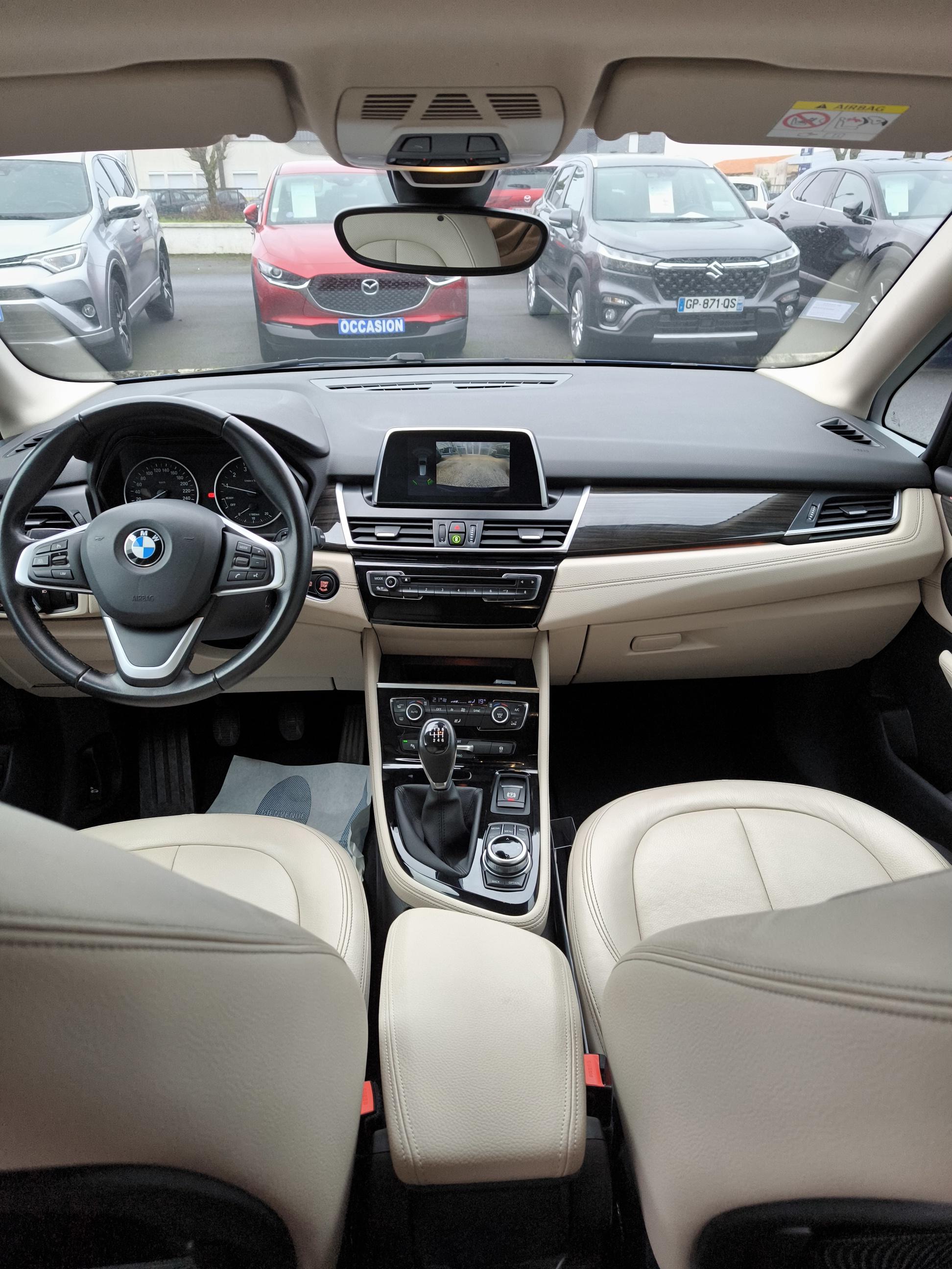 BMW Active Tourer 218i 136 ch Luxury - Véhicule Occasion Océane Auto