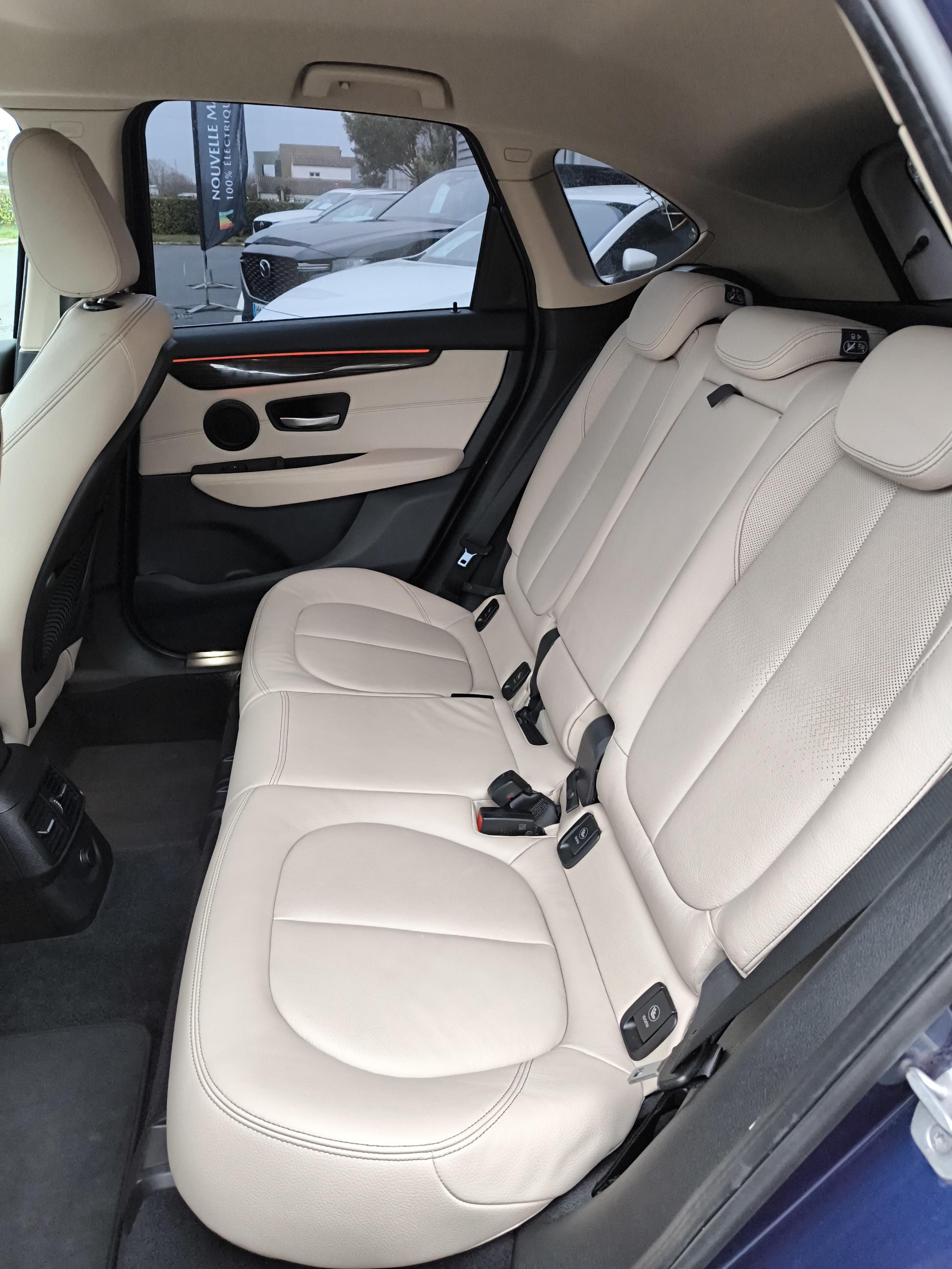 BMW Active Tourer 218i 136 ch Luxury - Véhicule Occasion Océane Auto