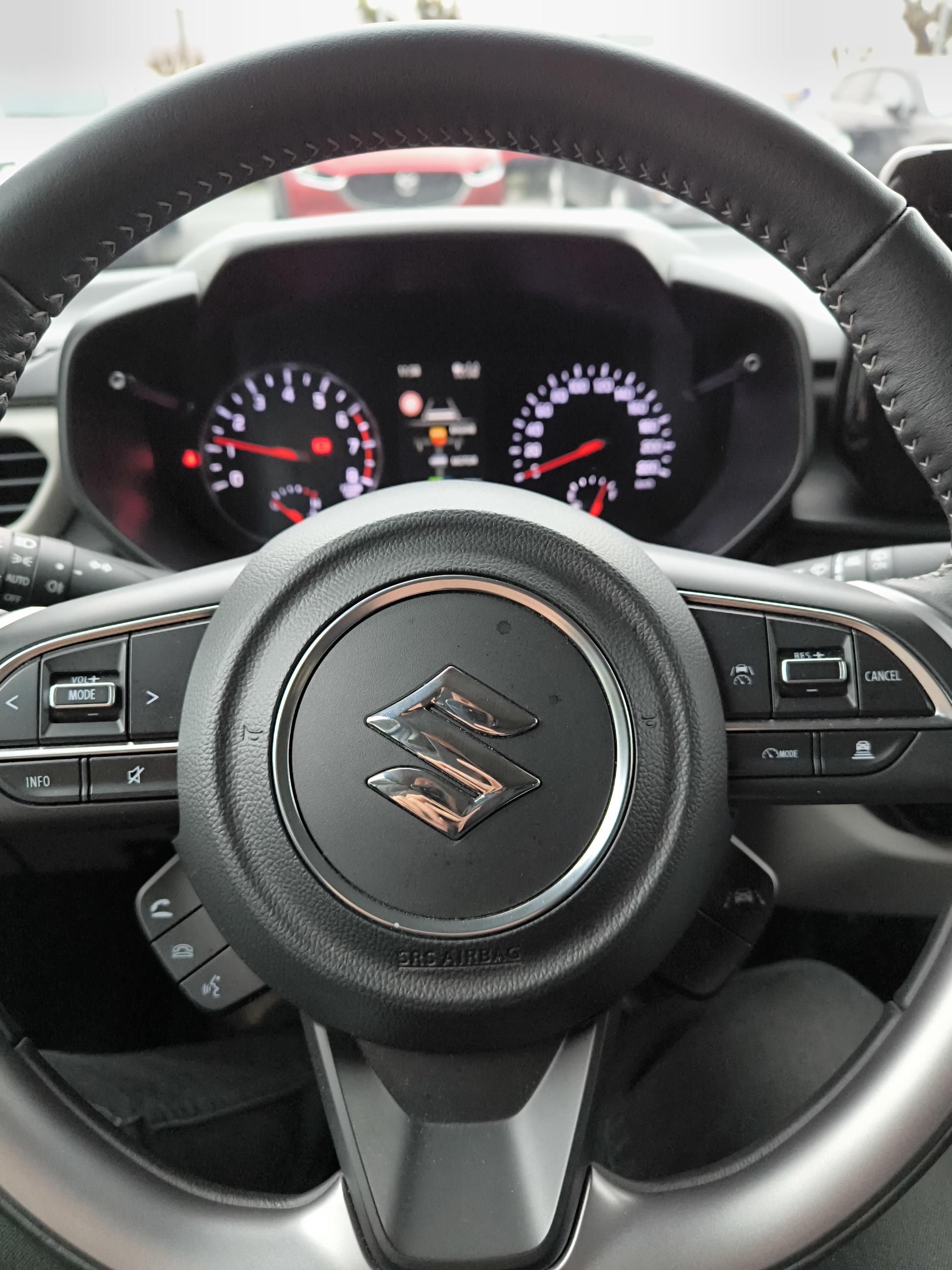 SUZUKI Swift 1.2 Dualjet Hybrid Privilège - Véhicule Occasion Océane Auto