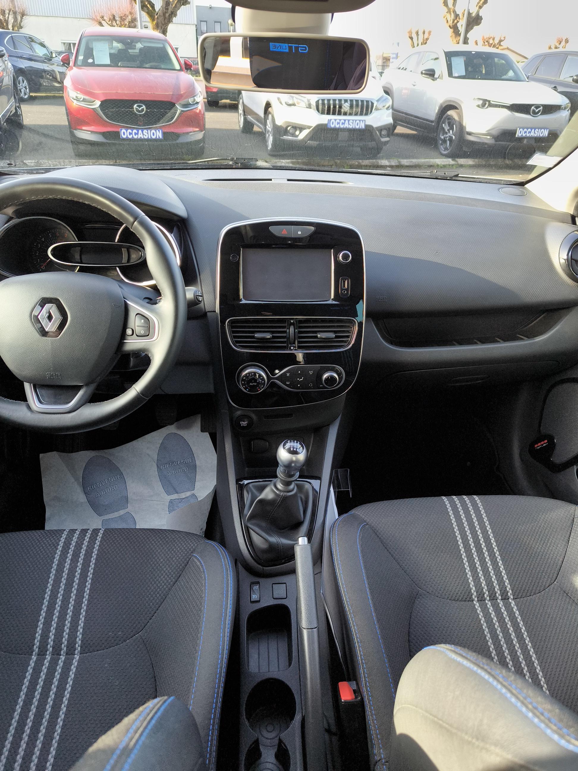 RENAULT Clio TCe 120 Energy Intens - Véhicule Occasion - Océane Auto RENAULT Clio TCe 120 Energy Intens - Véhicule Occasion Océane Auto