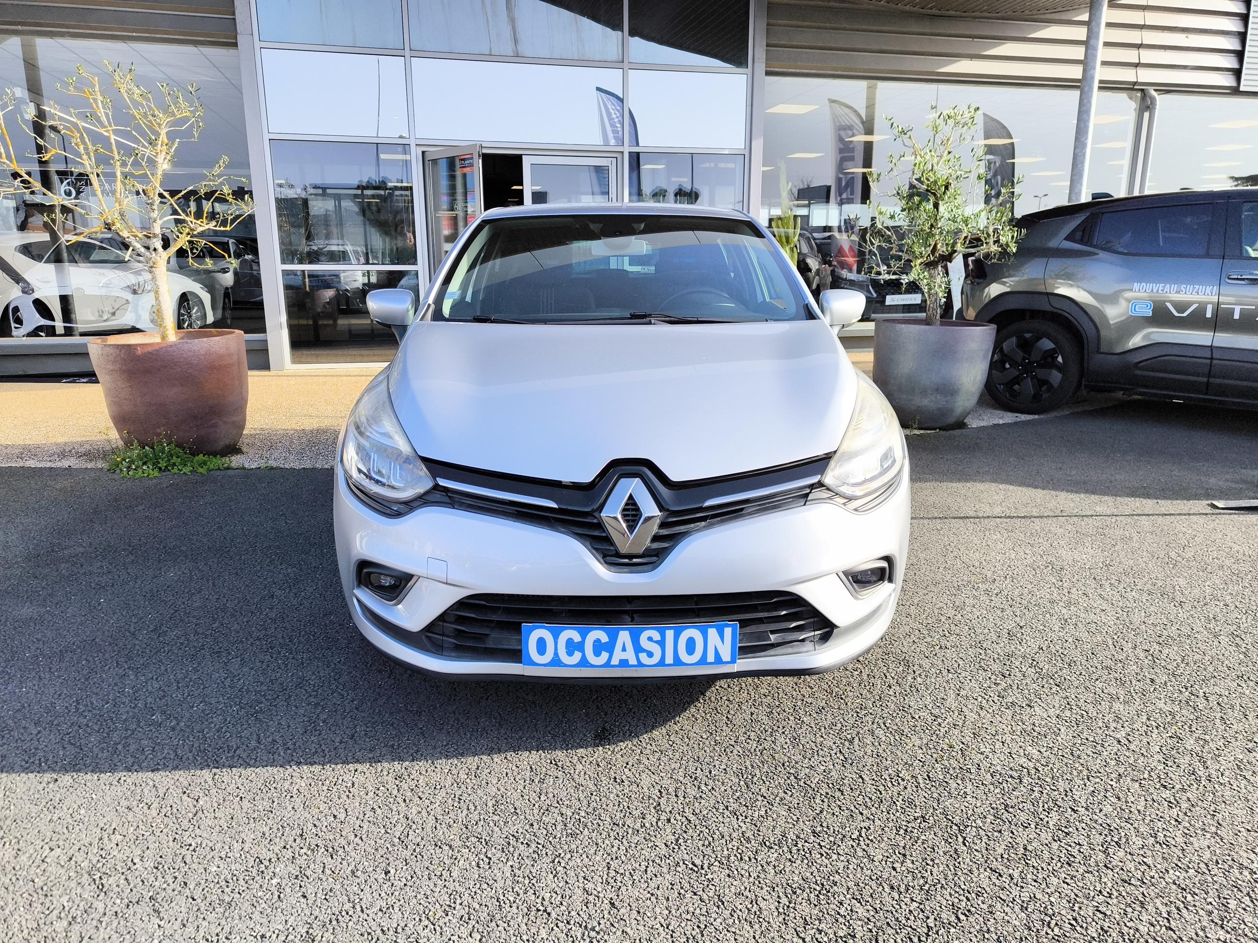 RENAULT Clio TCe 120 Energy Intens - Véhicule Occasion - Océane Auto RENAULT Clio TCe 120 Energy Intens - Véhicule Occasion Océane Auto