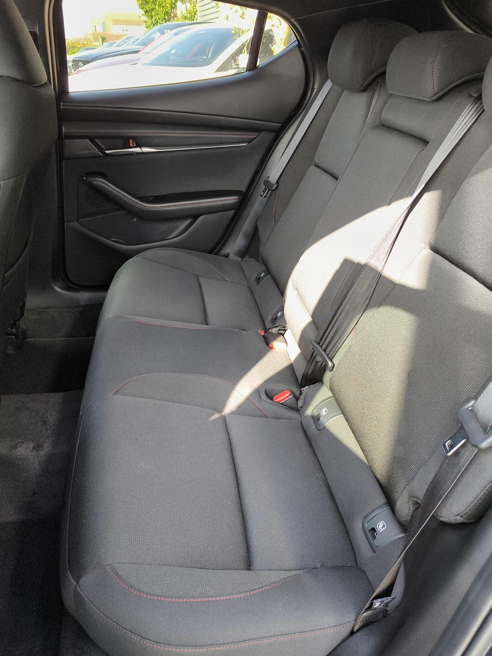 MAZDA Mazda3 5 portes 2.0L e-SKYACTIV-X M Hybrid 186 ch BVM6 Homura - Véhicule Occasion - Océane Auto MAZDA Mazda3 5 portes 2.0L e-SKYACTIV-X M Hybrid 186 ch BVM6 Homura - Véhicule Occasion Océane Auto