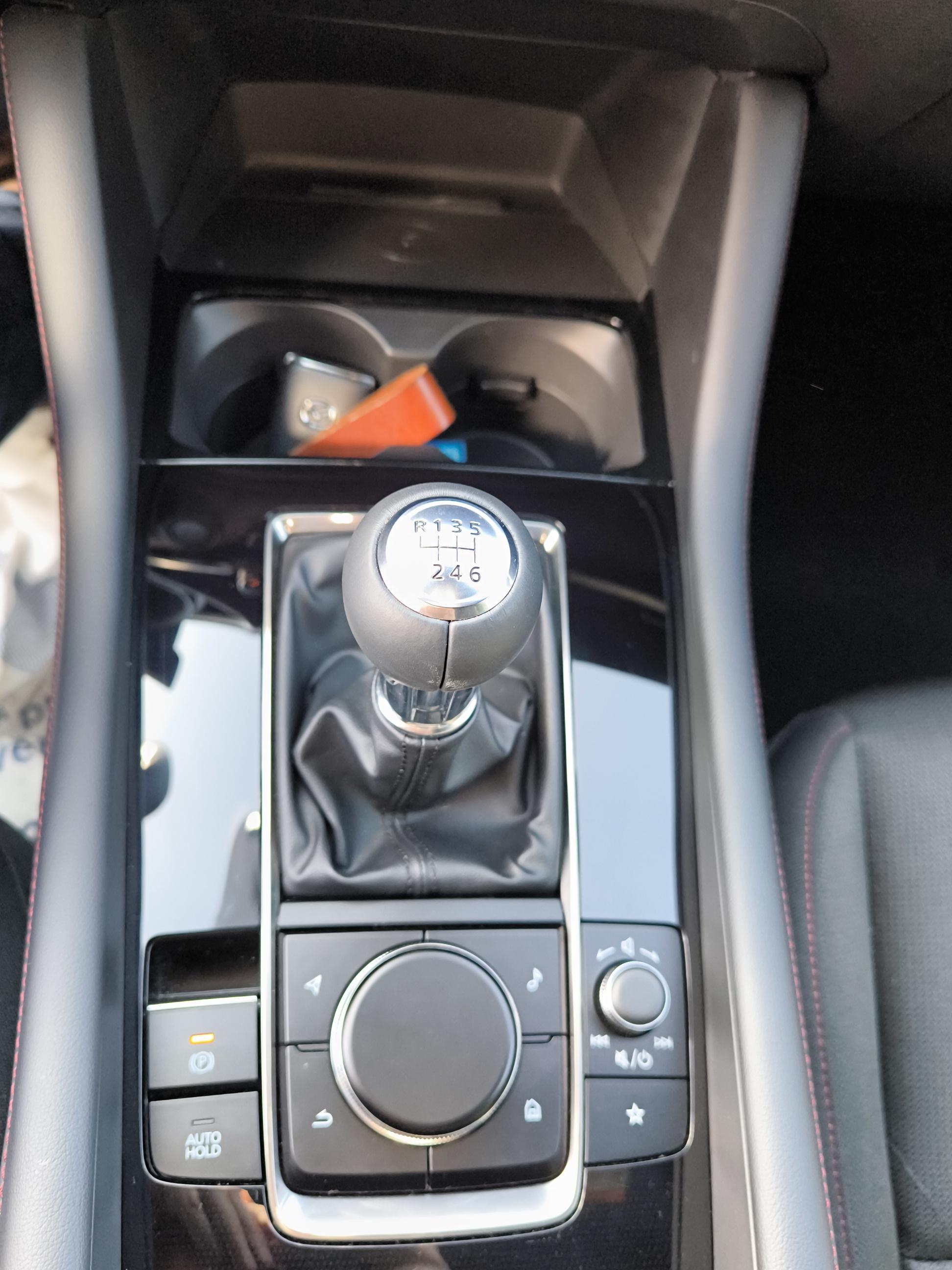 MAZDA Mazda3 5 portes 2.0L e-SKYACTIV-X M Hybrid 186 ch BVM6 Homura - Véhicule Occasion - Océane Auto MAZDA Mazda3 5 portes 2.0L e-SKYACTIV-X M Hybrid 186 ch BVM6 Homura - Véhicule Occasion Océane Auto