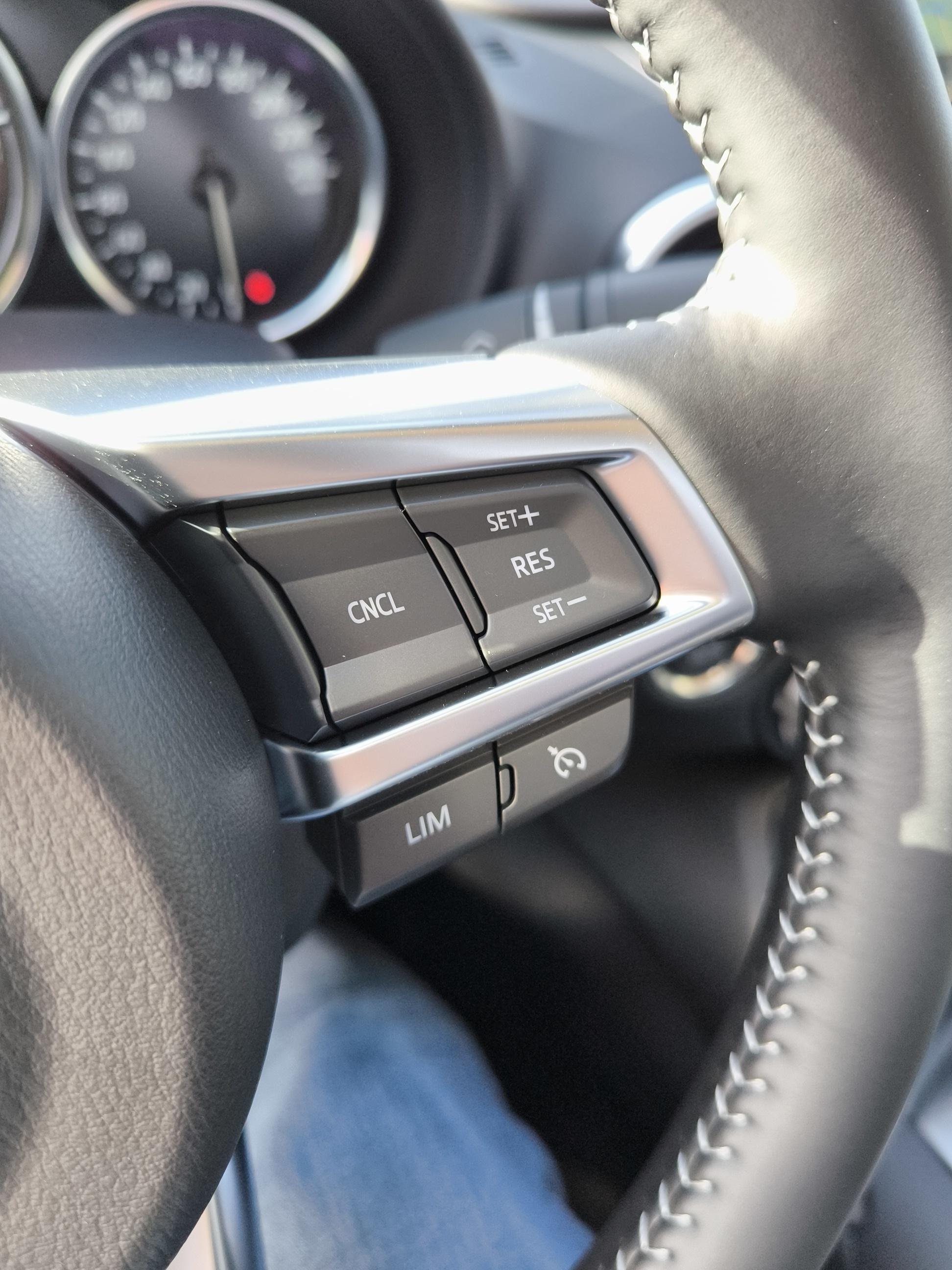 MAZDA MX-5 RF 1.5L SKYACTIV-G 132 ch Homura - Véhicule Occasion - Océane Auto MAZDA MX-5 RF 1.5L SKYACTIV-G 132 ch Homura - Véhicule Occasion Océane Auto