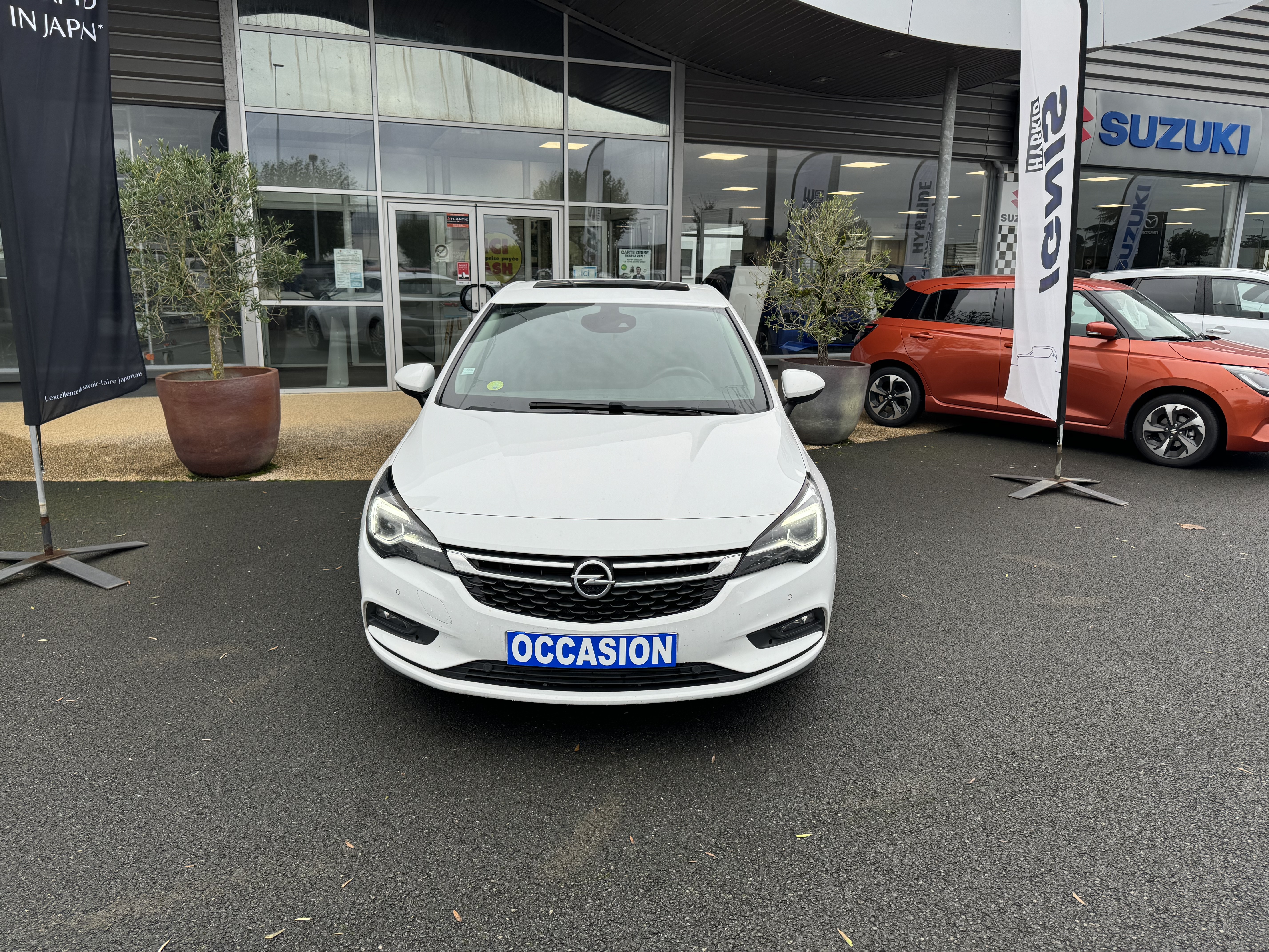 OPEL Astra 1.6 Diesel 136 ch BVA6 Innovation - Véhicule Occasion Océane Auto