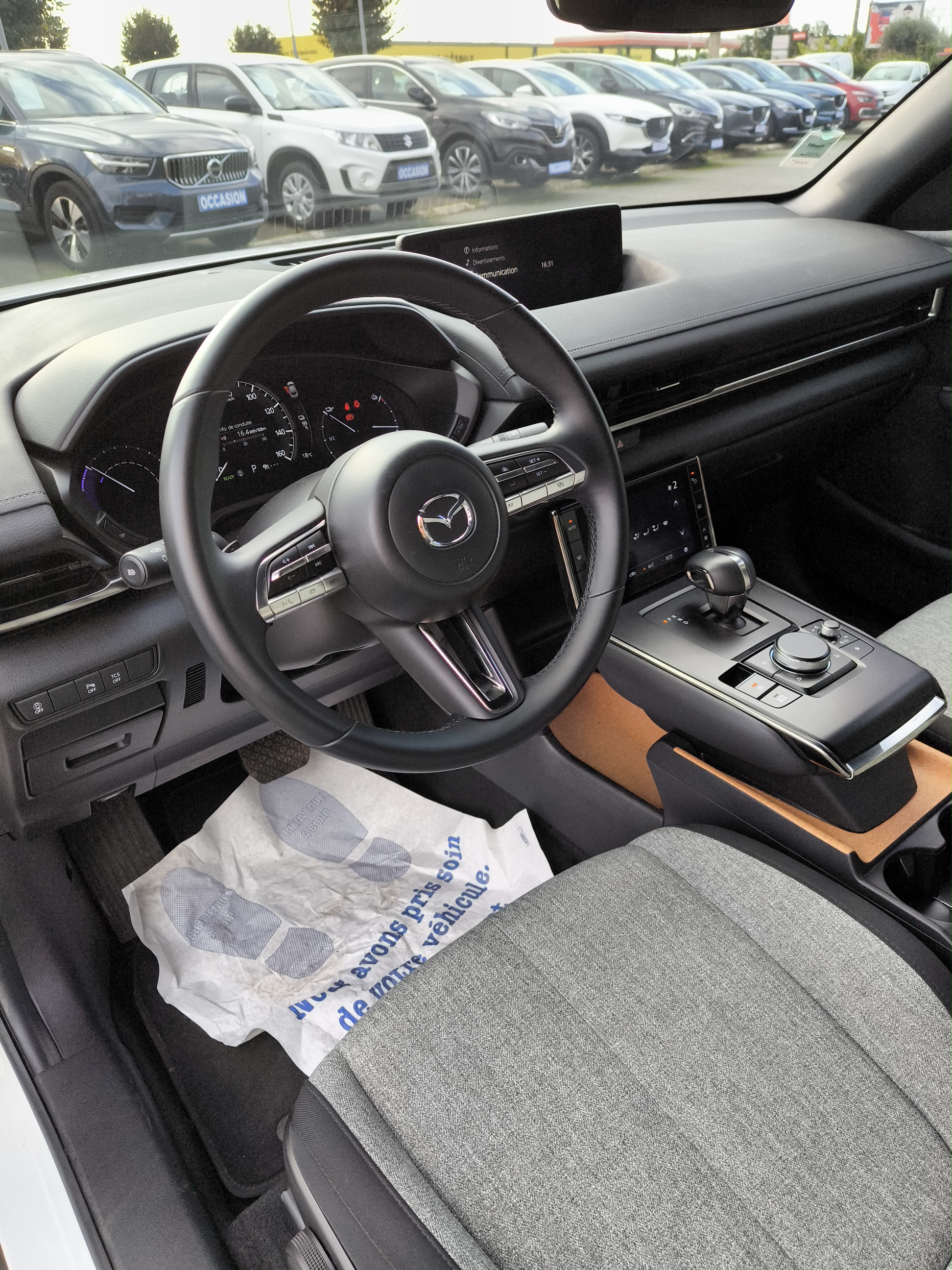 MAZDA MX-30 e-Skyactiv 145 ch Prime-Line - Véhicule Occasion Océane Auto