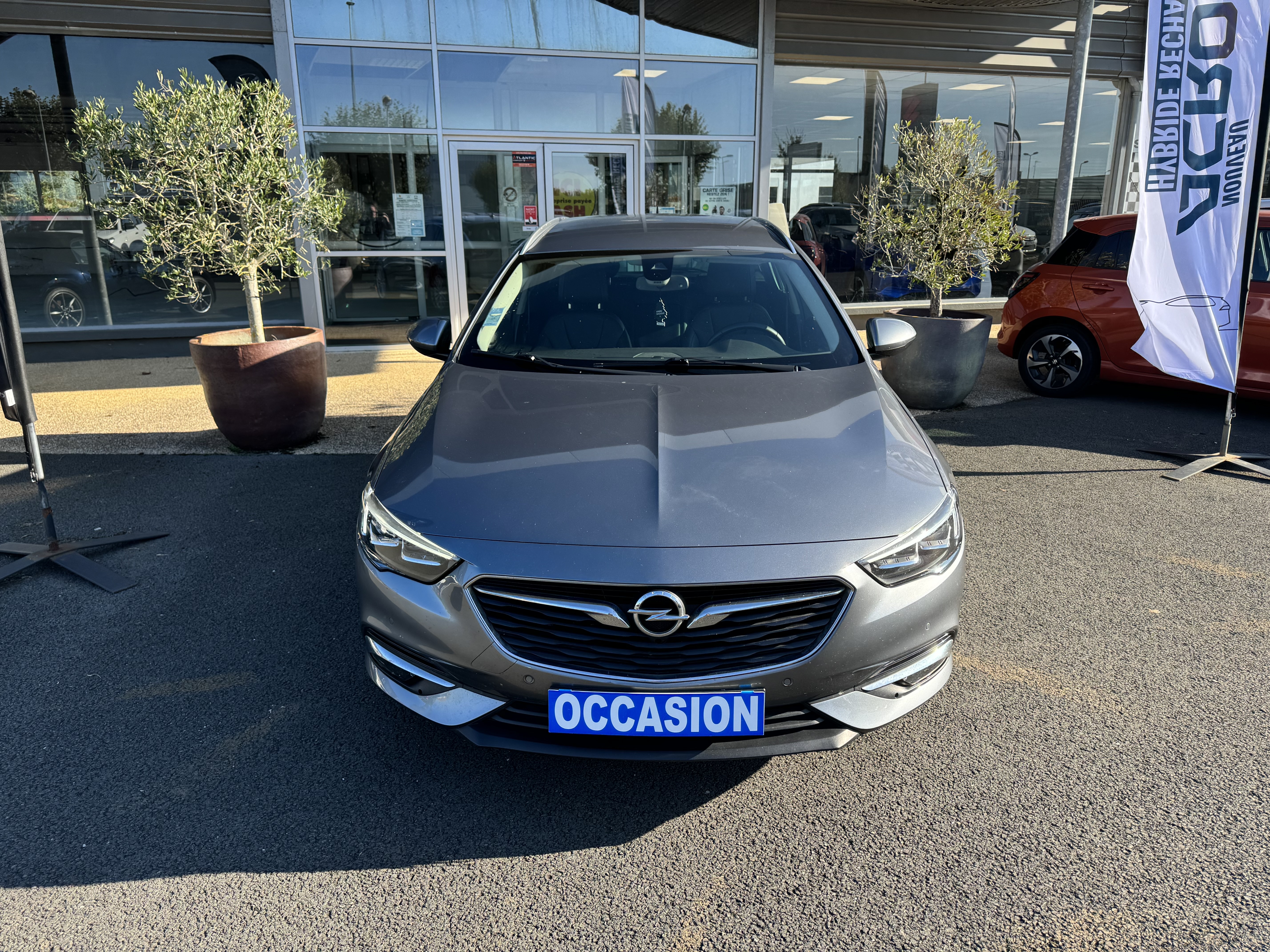 OPEL Insignia Sports Tourer 1.6 Diesel 136 ch BVA6 Elite - Véhicule Occasion Océane Auto