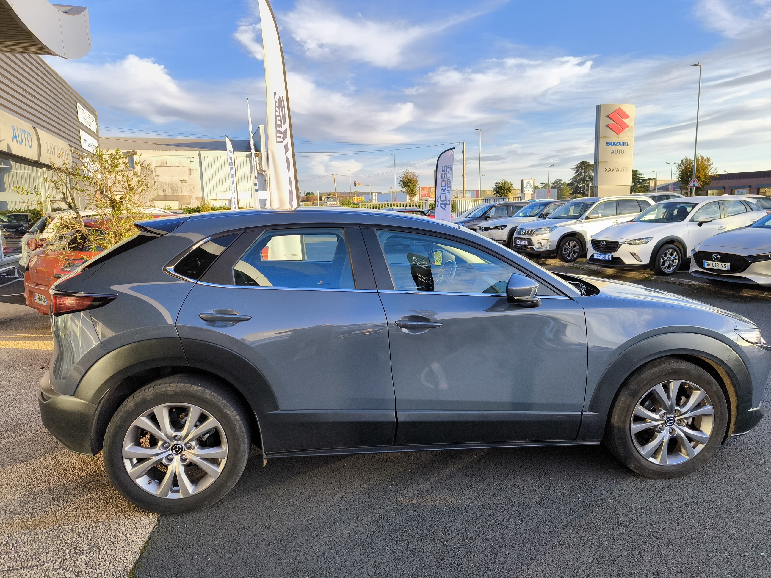 MAZDA CX-30 2.0L SKYACTIV-G M Hybrid 122 ch 4x2 BVA6 Sportline - Véhicule Occasion Océane Auto