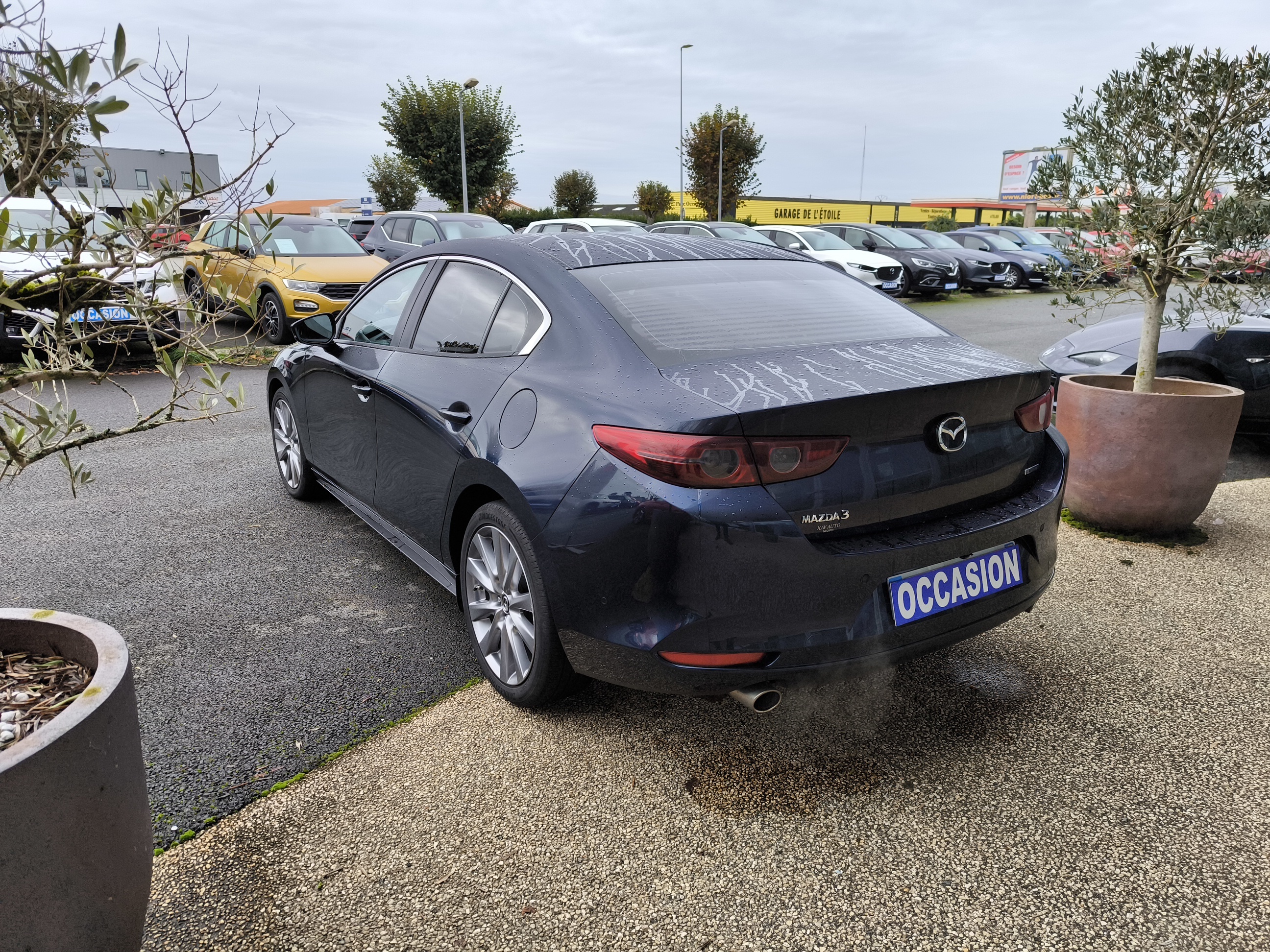 MAZDA Mazda3 Berline 2.0L SKYACTIV-G M Hybrid 122 ch BVM6 Inspiration - Véhicule Occasion Océane Auto