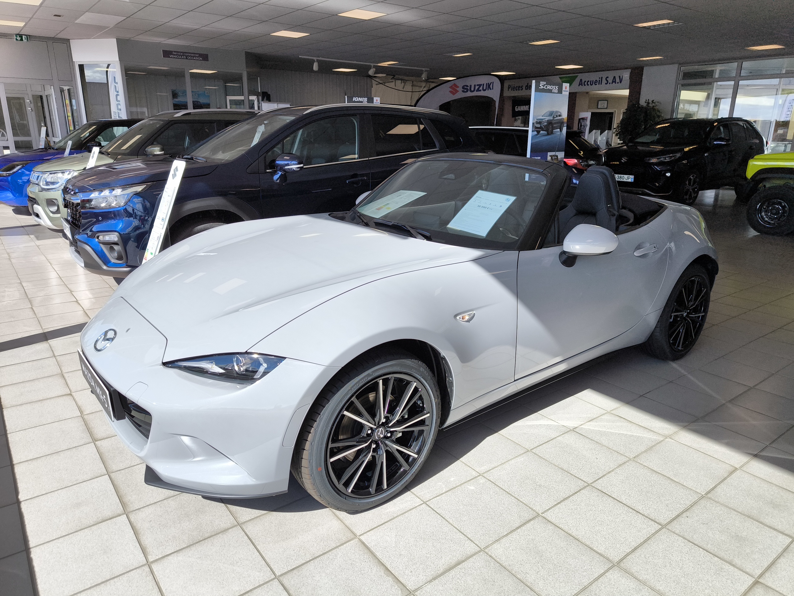 MAZDA MX-5 Roadster 2.0L SKYACTIV-G 184 ch Exclusive-Line - Véhicule Occasion Océane Auto