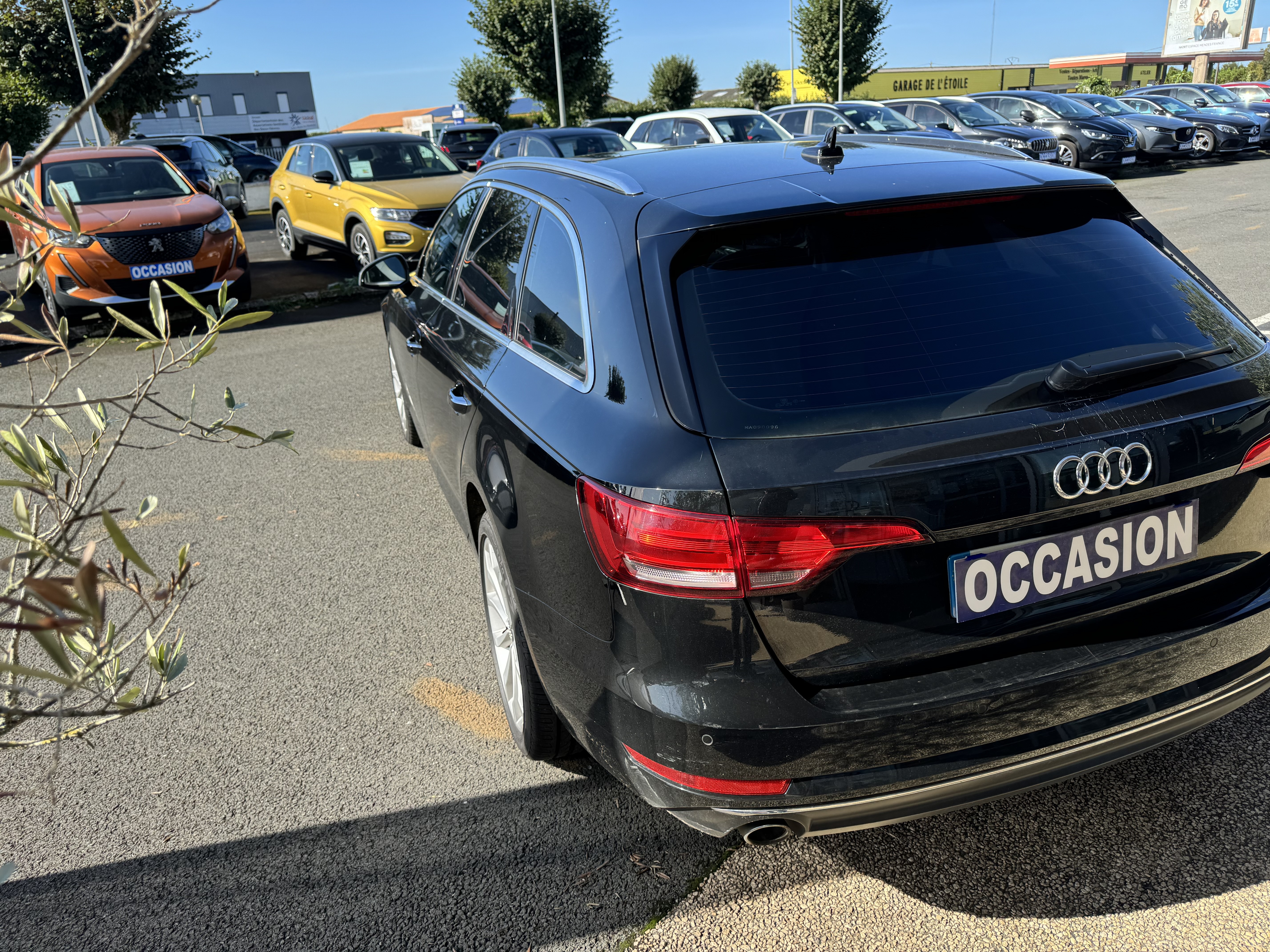 AUDI A4 Avant 2.0 TDI 150 S tronic 7 Design Luxe - Véhicule Occasion - Océane Auto AUDI A4 Avant 2.0 TDI 150 S tronic 7 Design Luxe - Véhicule Occasion Océane Auto