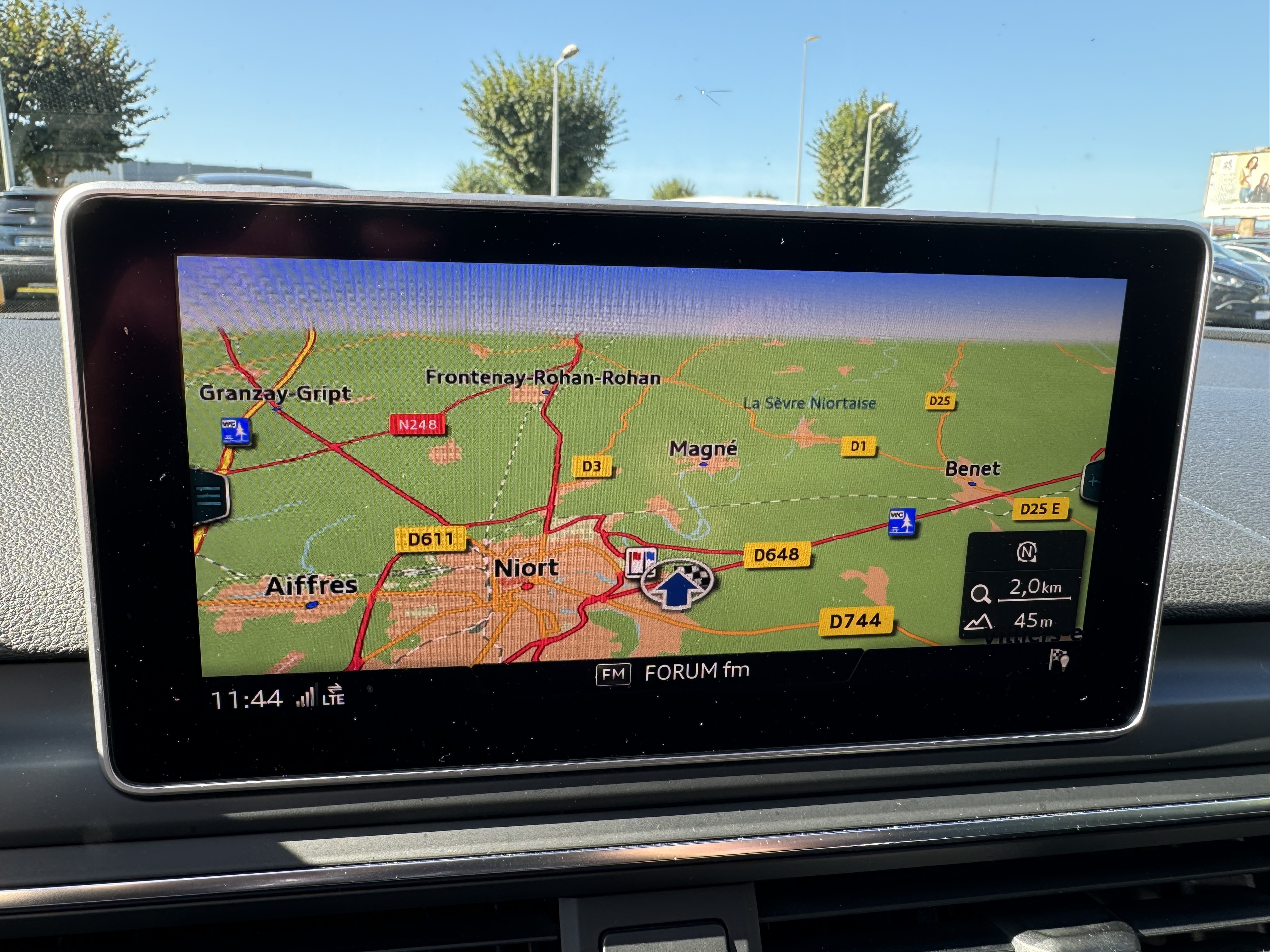 AUDI A4 Avant 2.0 TDI 150 S tronic 7 Design Luxe - Véhicule Occasion - Océane Auto AUDI A4 Avant 2.0 TDI 150 S tronic 7 Design Luxe - Véhicule Occasion Océane Auto